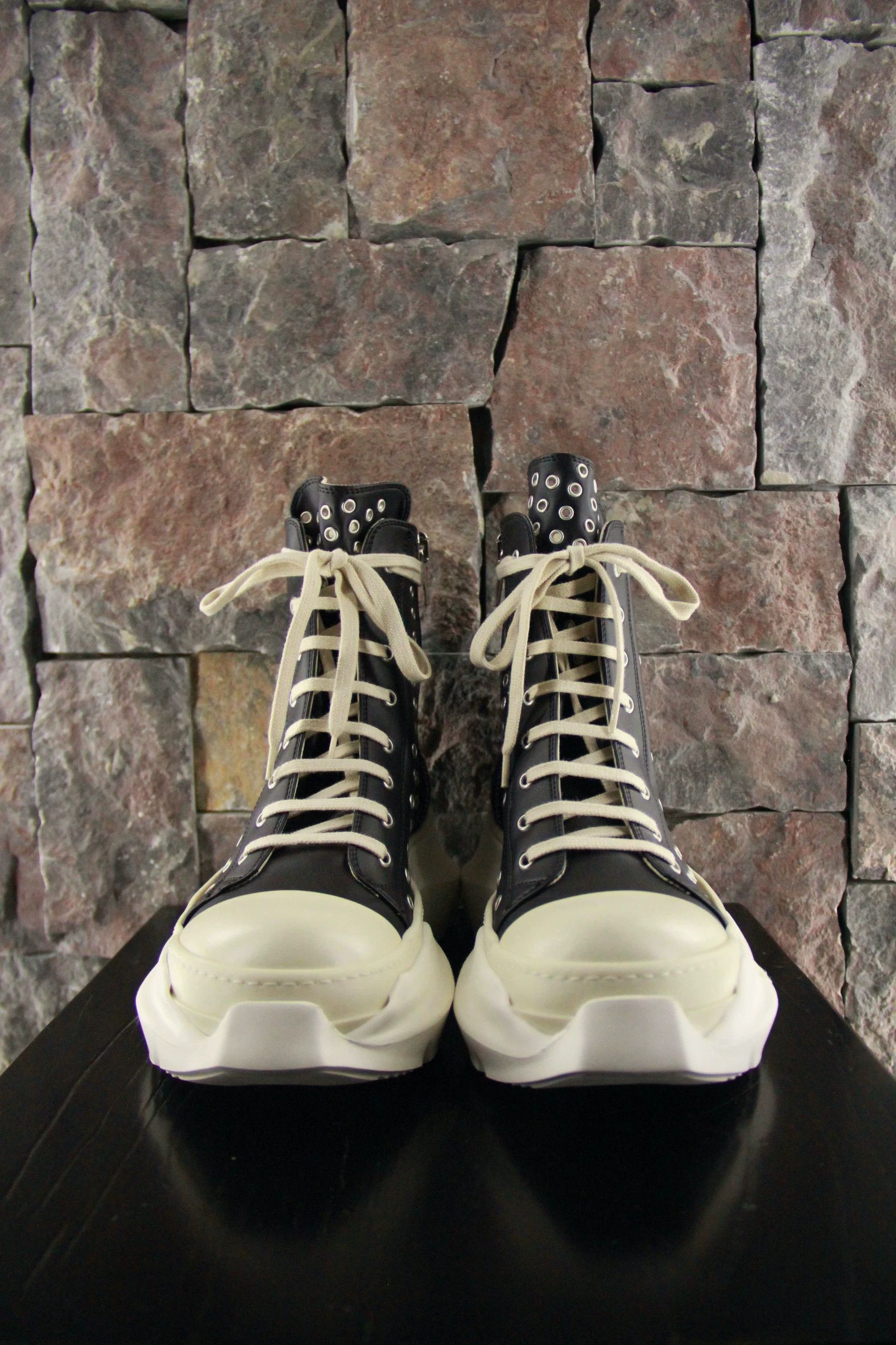 Rick Owens Rick Owens White Hitop Sneakers Men 9 Size US 9 / EU 42 - 3 Thumbnail