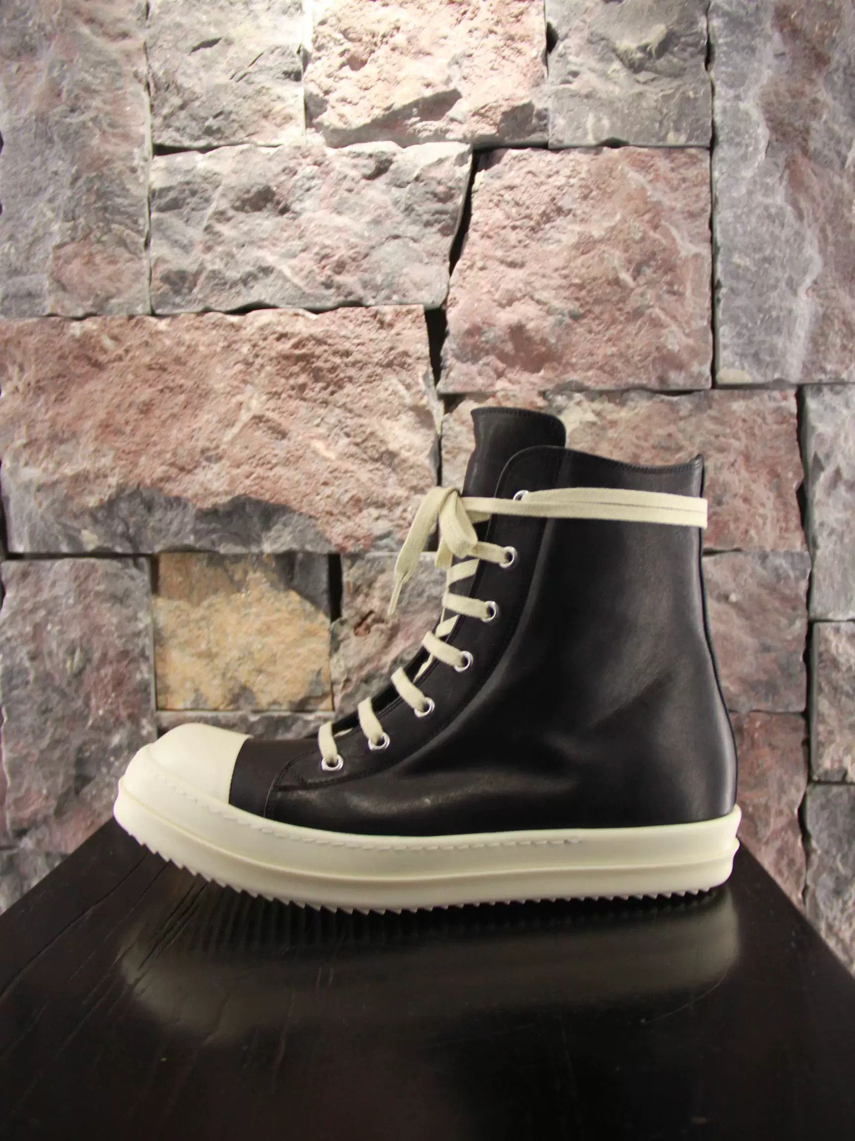 Rick Owens Rick Owens Black Hitop Sneakers Women us_5 Size US 5 / IT 35 - 2 Thumbnail