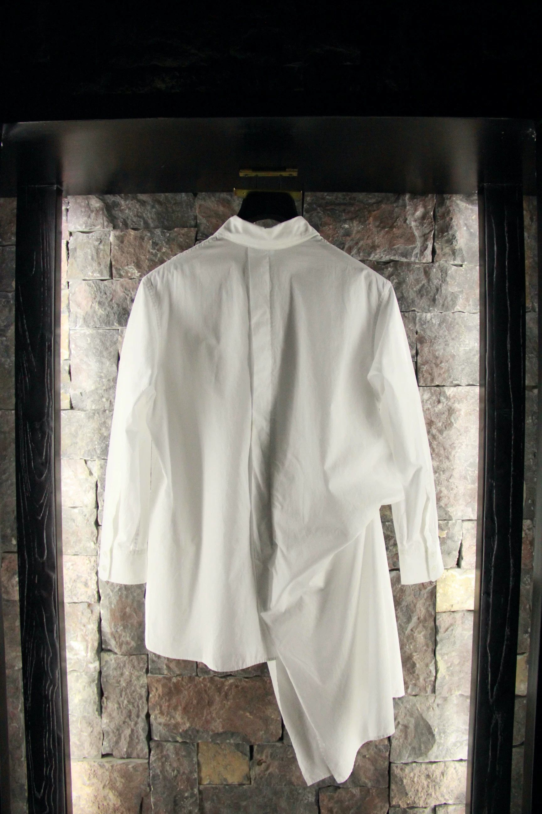 Yohji Yamamoto Yohji Yamamoto White Button Ups Men s Size US S / EU 44-46 / 1 - 2 Thumbnail