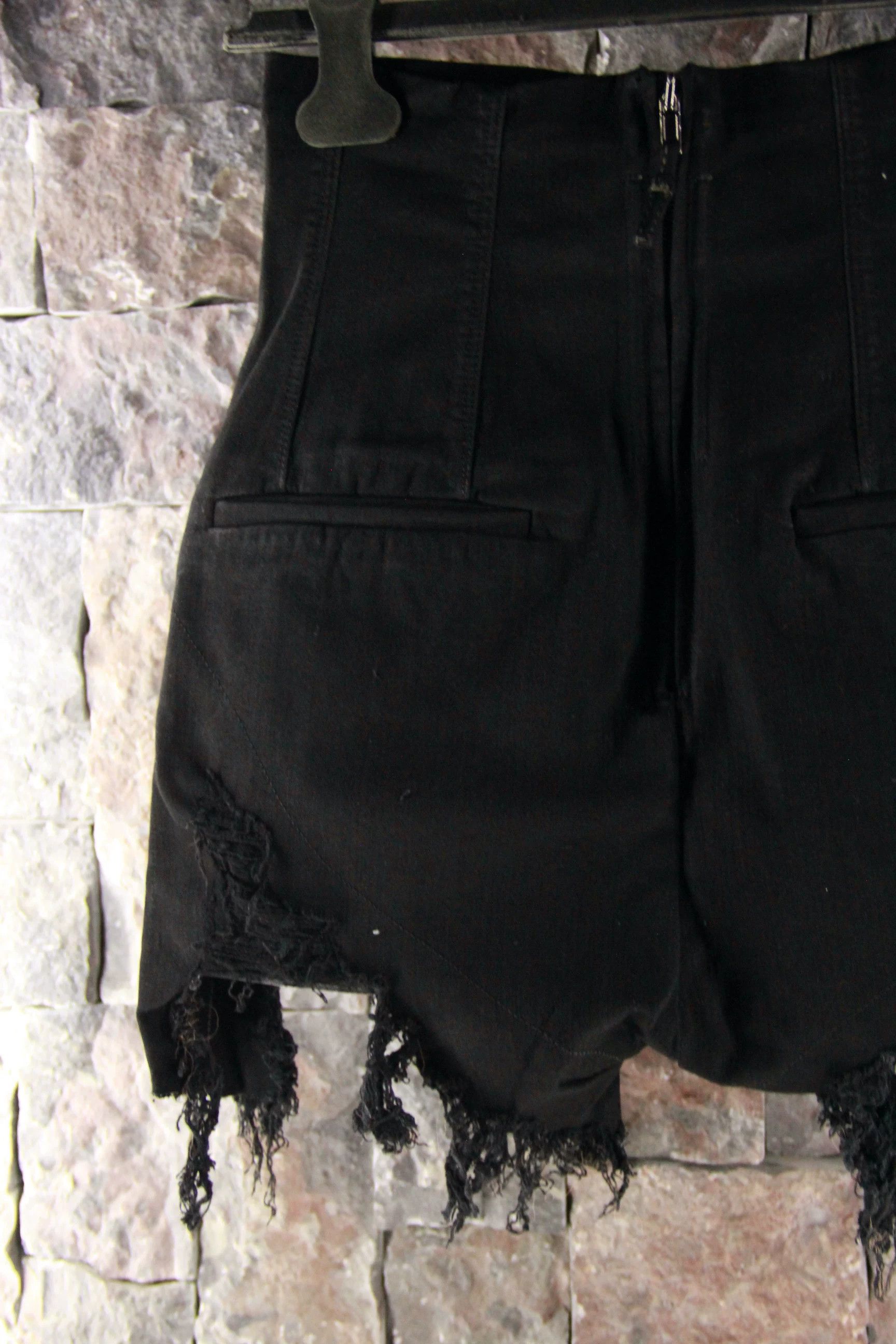 Rick Owens Rick Owens Black Shorts Women universal_26 Size 26" / US 2 / IT 38 - 5 Thumbnail