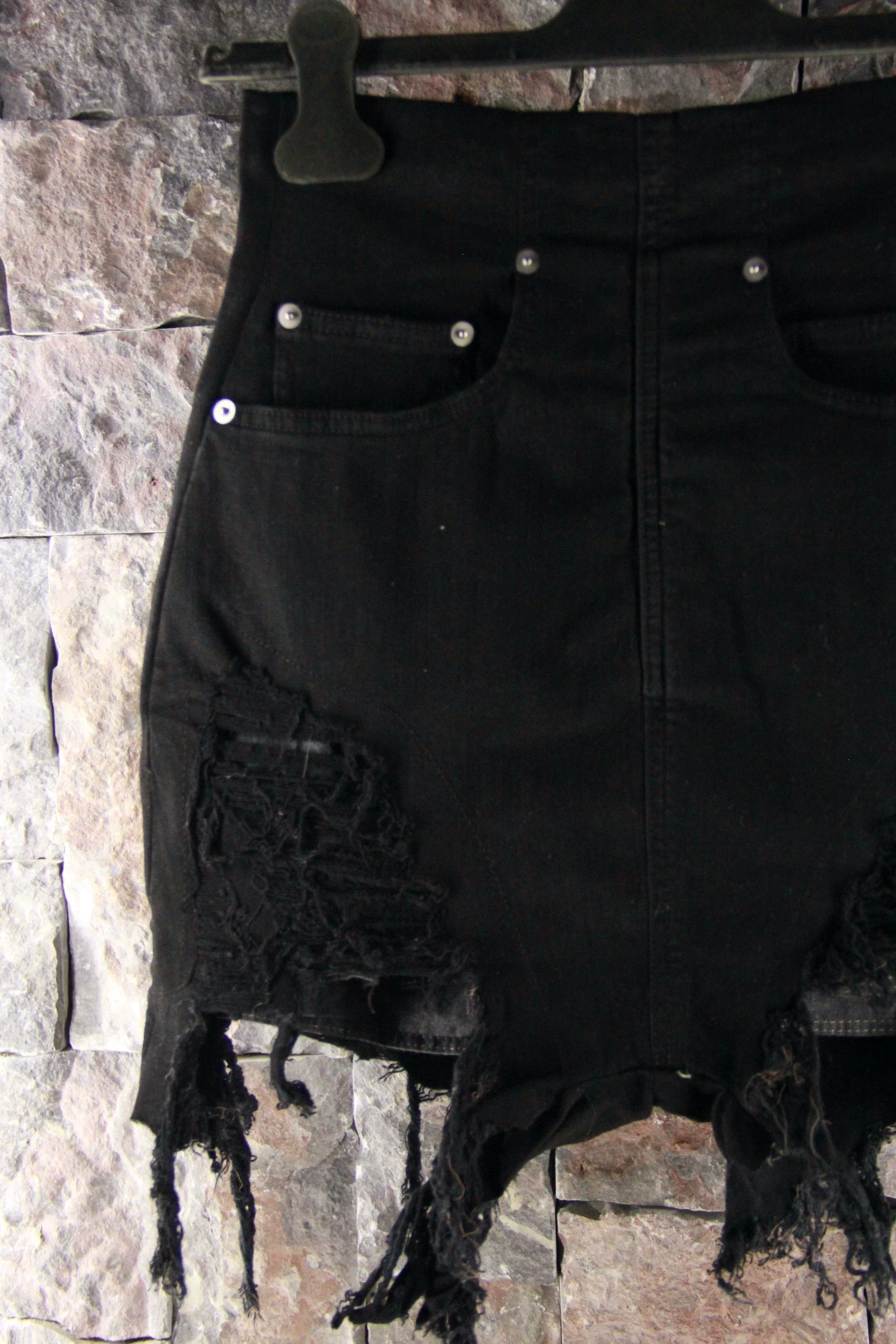 Rick Owens Rick Owens Black Shorts Women universal_26 Size 26" / US 2 / IT 38 - 3 Thumbnail