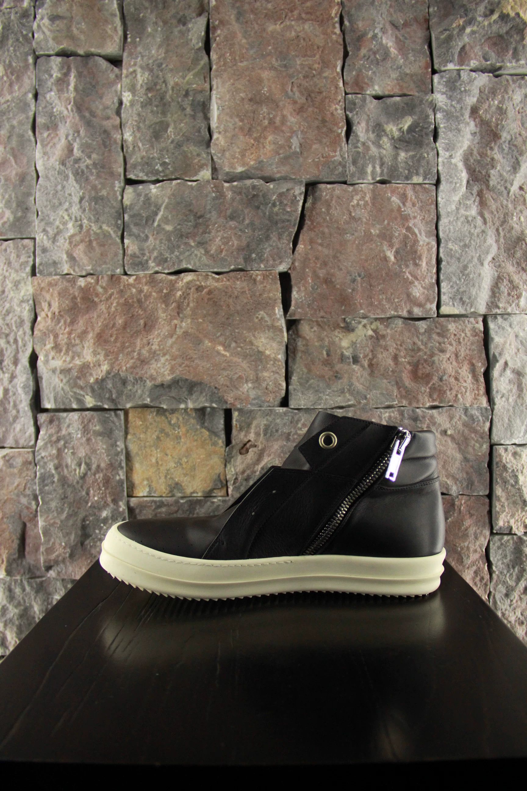 Rick Owens Rick Owens White Hitop Sneakers Men 7 Size US 7 / EU 40 - 2 Thumbnail