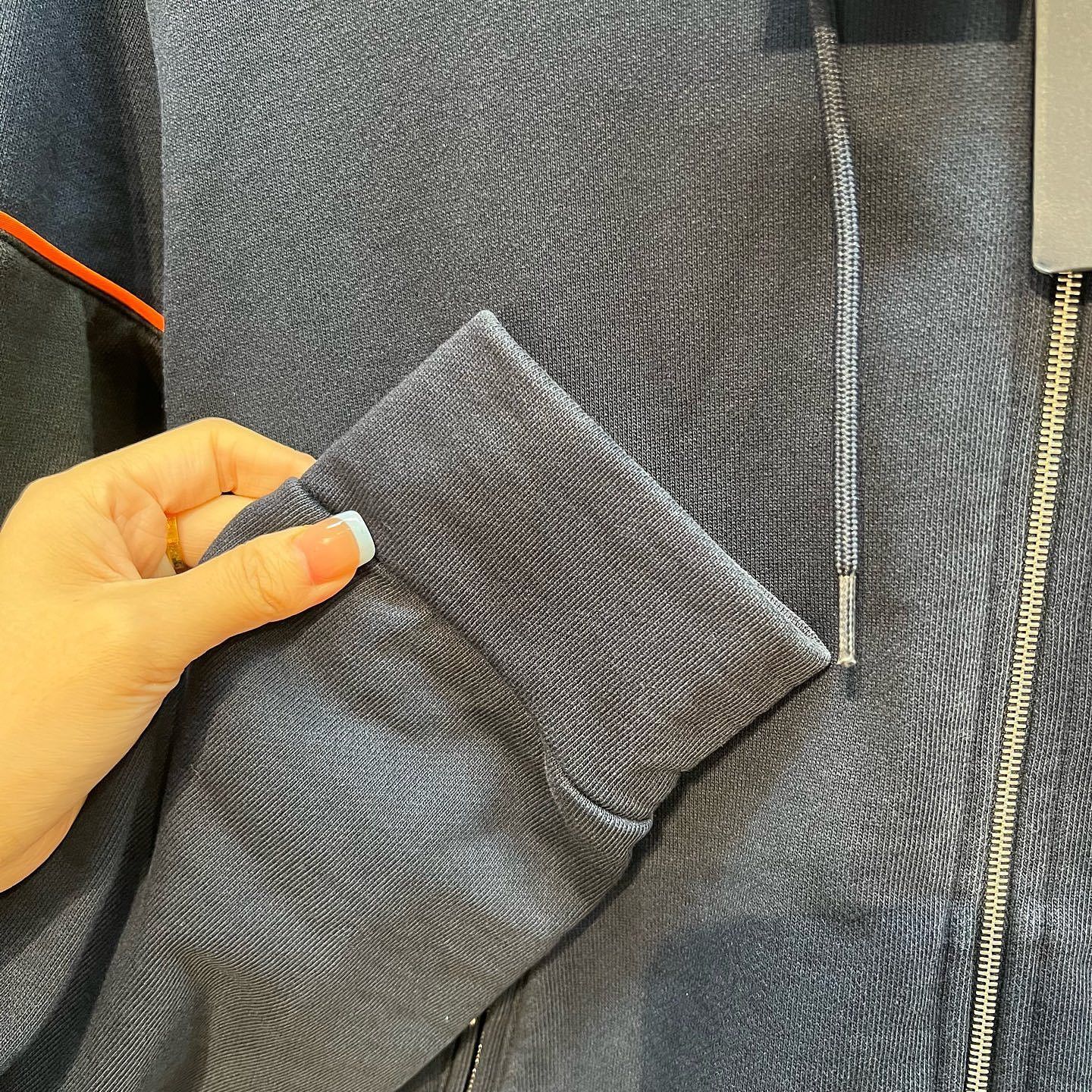 Prada Prada Zip Up Hoodie Blue Size M Size US M / EU 48-50 / 2 - 7 Thumbnail