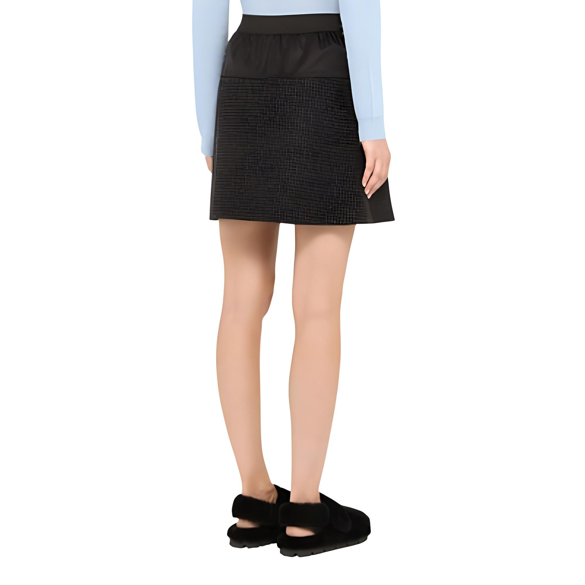 Prada Prada Nylon Pouch Mini Skirt Size 40 Size 27" / US 4 / IT 40 - 6 Thumbnail