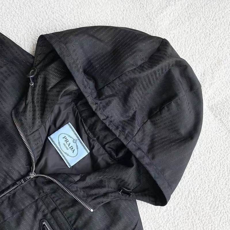Prada Prada Hooded Logo Zip Jacket Size 42 Size M / US 6-8 / IT 42-44 - 3 Thumbnail