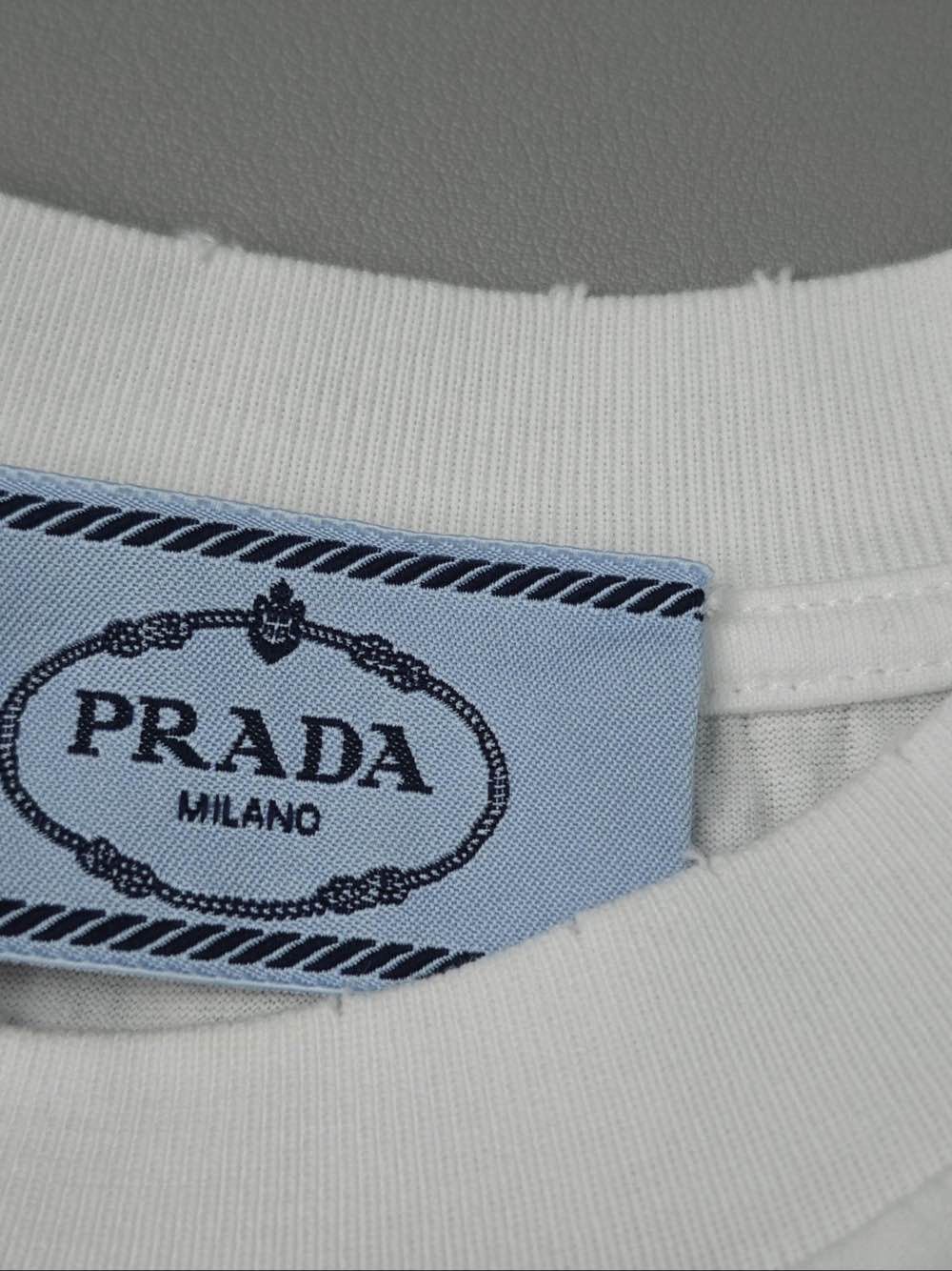Prada Prada Logo Plaque T-Shirt Size XS Size XS / US 0-2 / IT 36-38 - 3 Thumbnail