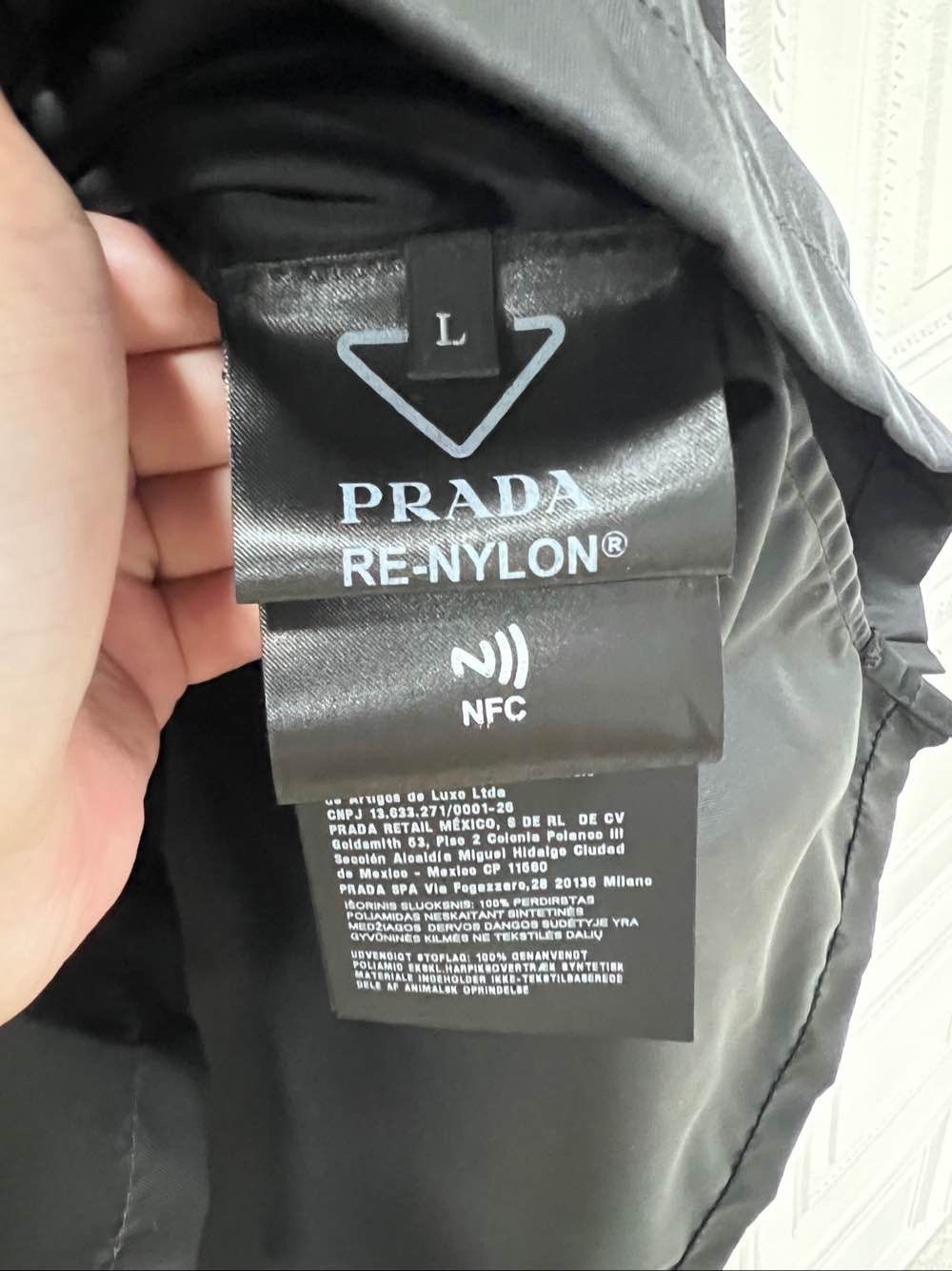 Prada Prada Re-Nylon Logo Patch Button-Up Shirt Size L Size US L / EU 52-54 / 3 - 4 Thumbnail
