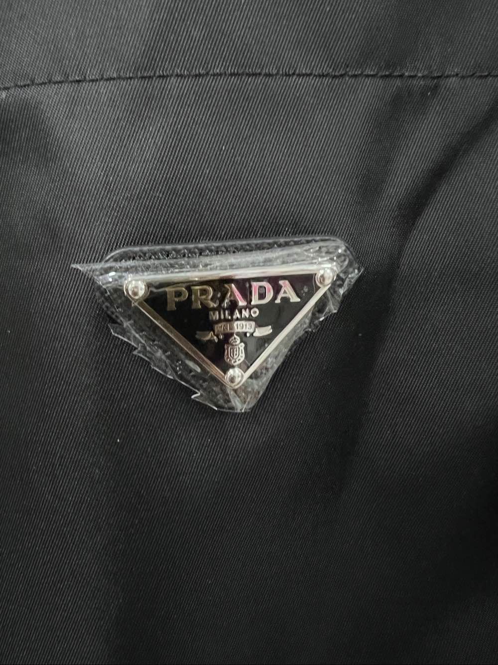 Prada Prada Re-Nylon Logo Patch Button-Up Shirt Size L Size US L / EU 52-54 / 3 - 6 Thumbnail