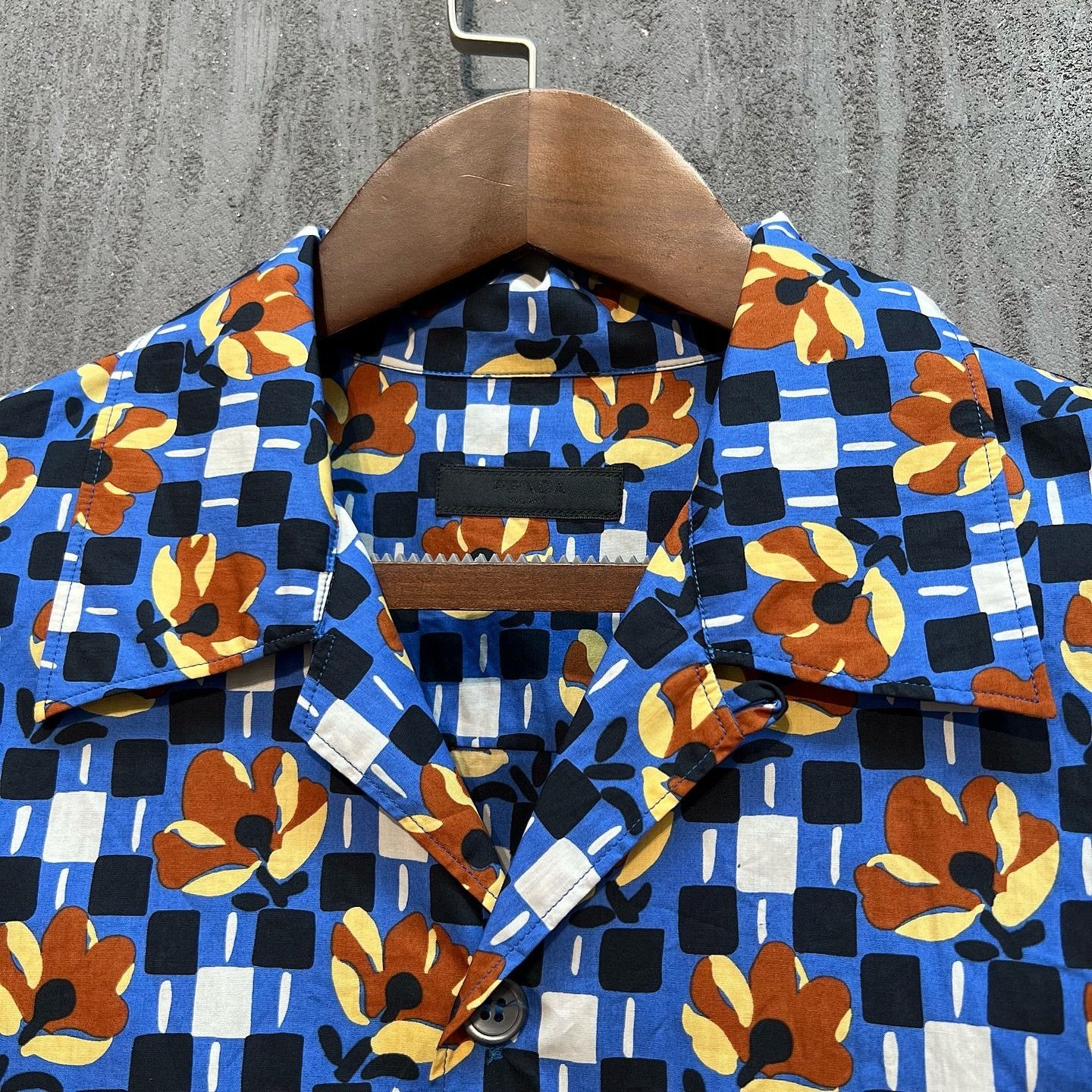 Prada Prada Floral Check Short Sleeve Shirt Size XL Size US XL / EU 56 / 4 - 6 Thumbnail