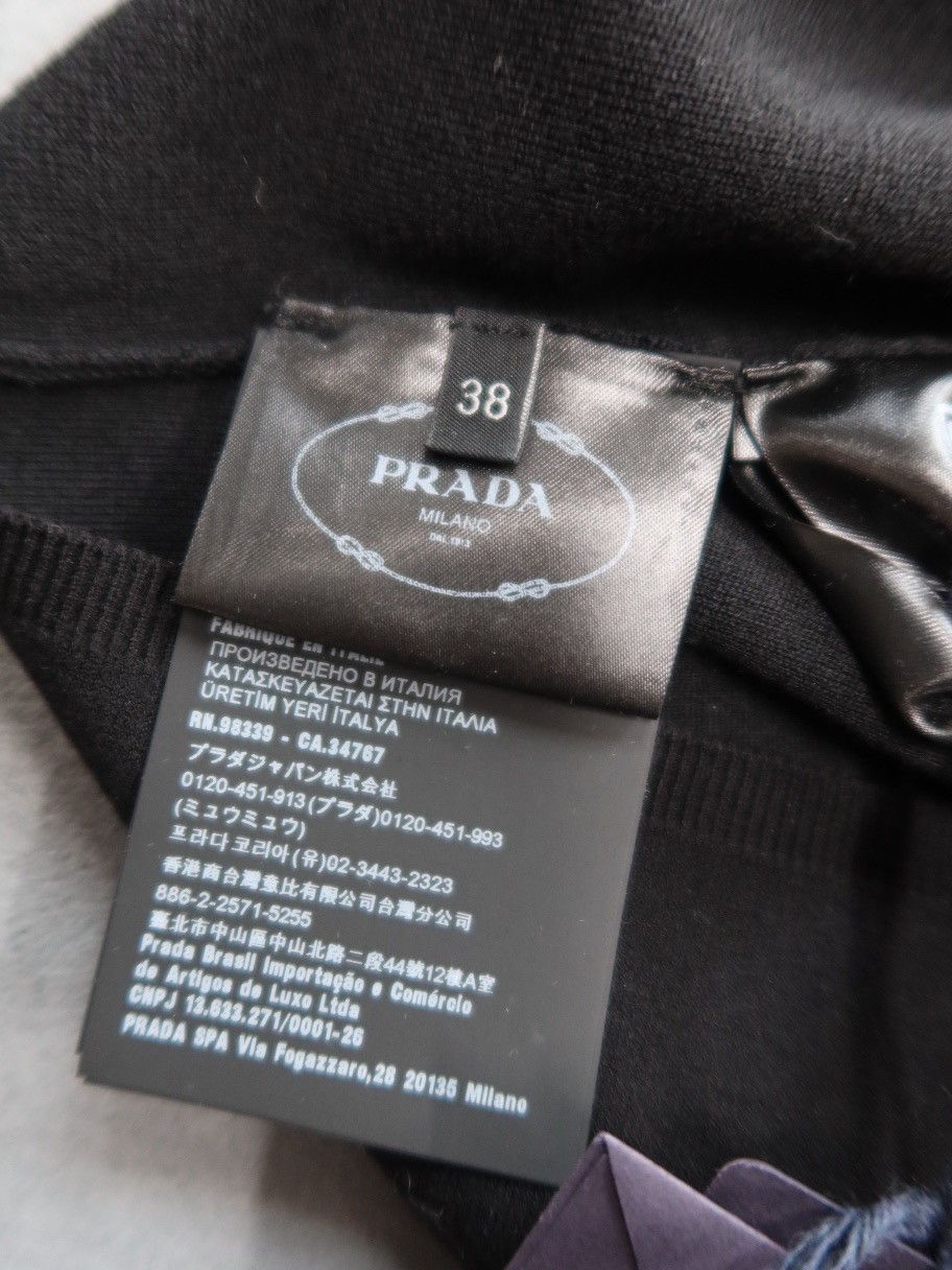 Prada Prada Logo Plaque Half Zip Sleeveless Top Size 38 Size XS / US 0-2 / IT 36-38 - 4 Thumbnail
