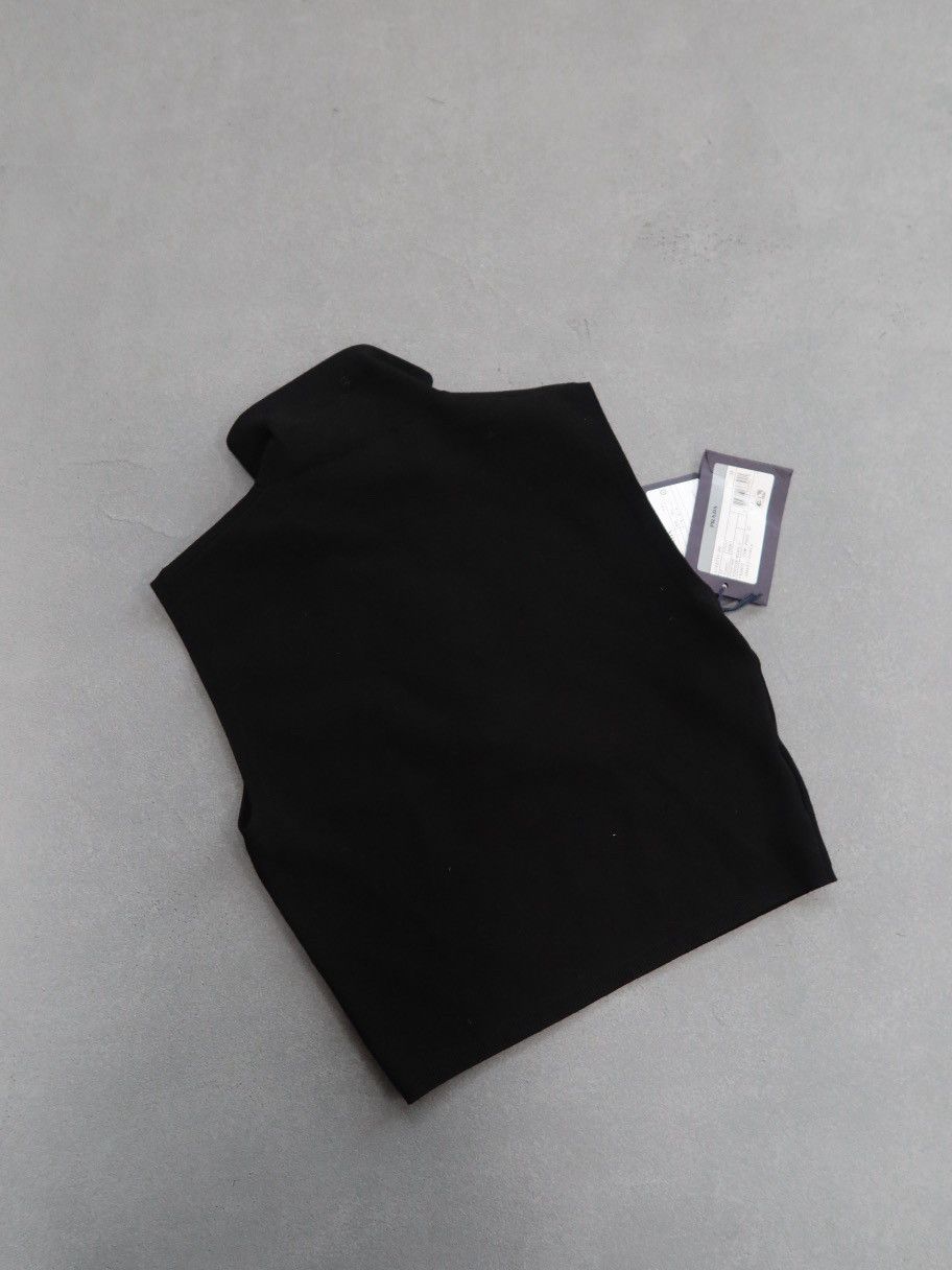 Prada Prada Logo Plaque Half Zip Sleeveless Top Size 38 Size XS / US 0-2 / IT 36-38 - 2 Thumbnail