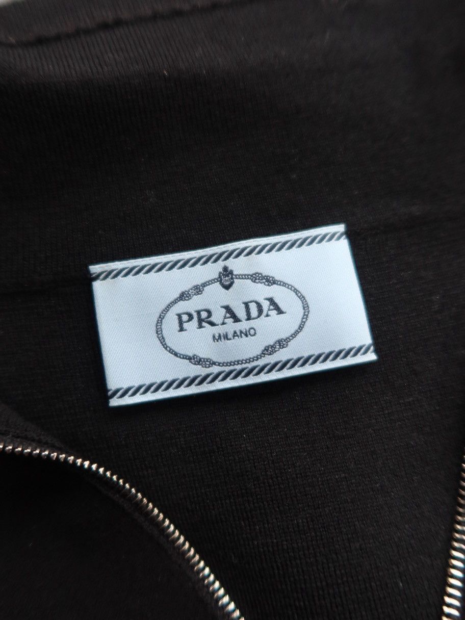 Prada Prada Logo Plaque Half Zip Sleeveless Top Size 38 Size XS / US 0-2 / IT 36-38 - 3 Thumbnail
