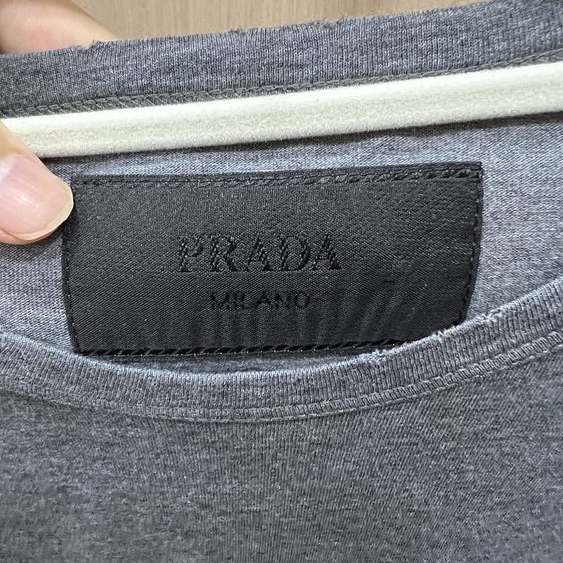 Prada Prada Skull Appliqué T-Shirt Size S Size US S / EU 44-46 / 1 - 3 Thumbnail