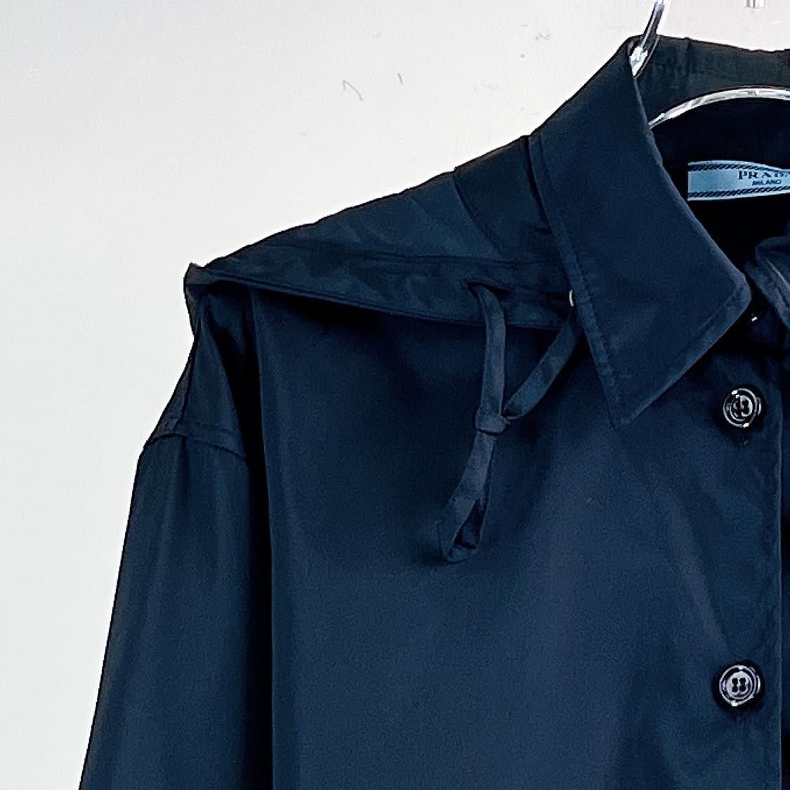 Prada Prada Logo Patch Hooded Button Up Size 38 Size XS / US 0-2 / IT 36-38 - 5 Thumbnail