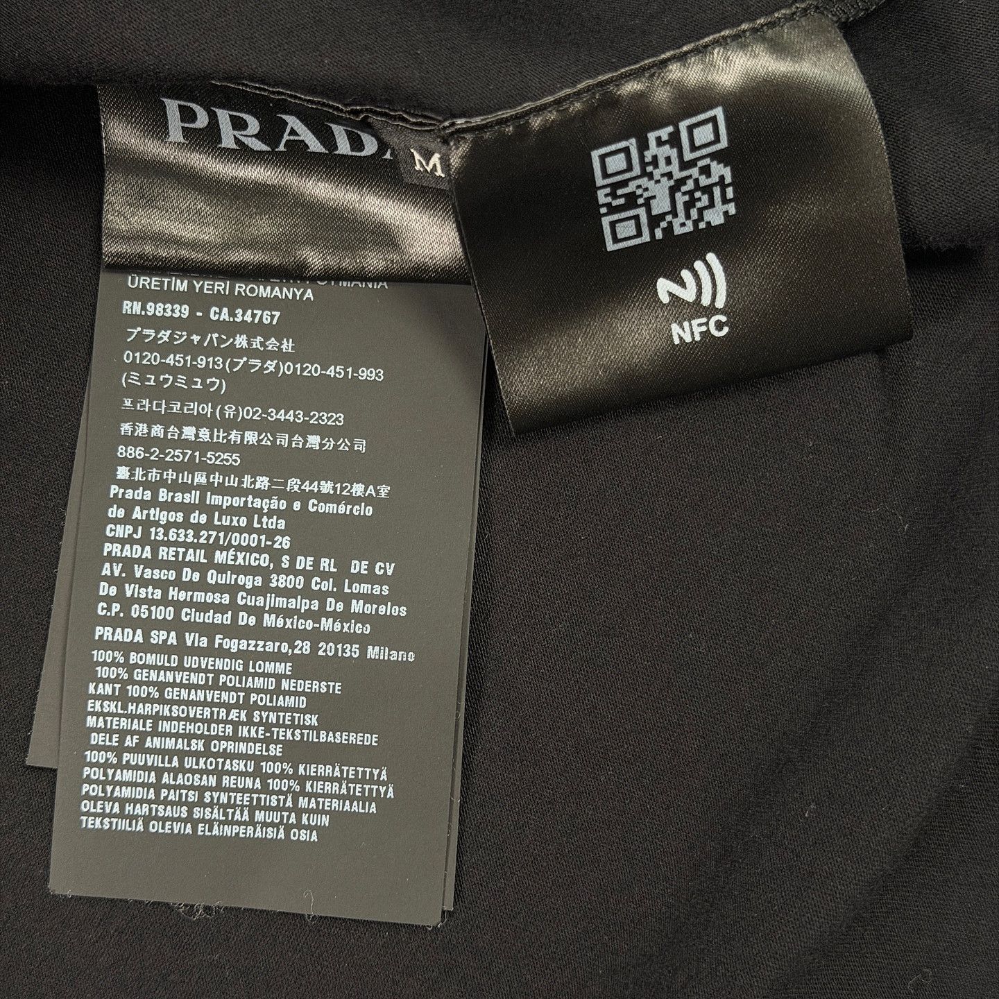 Prada Prada Re-Nylon Pocket T-Shirt Size M Size US M / EU 48-50 / 2 - 7 Thumbnail