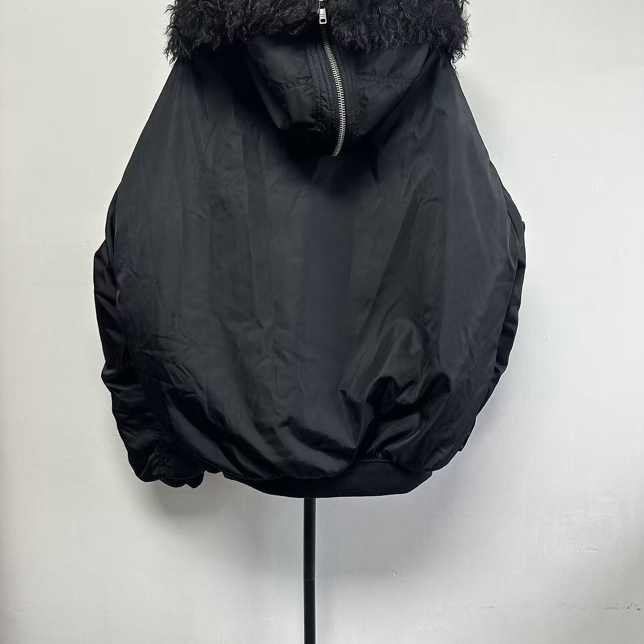 Prada Prada Re-Nylon Fur Collar Bomber Jacket Size S Size US S / EU 44-46 / 1 - 2 Thumbnail