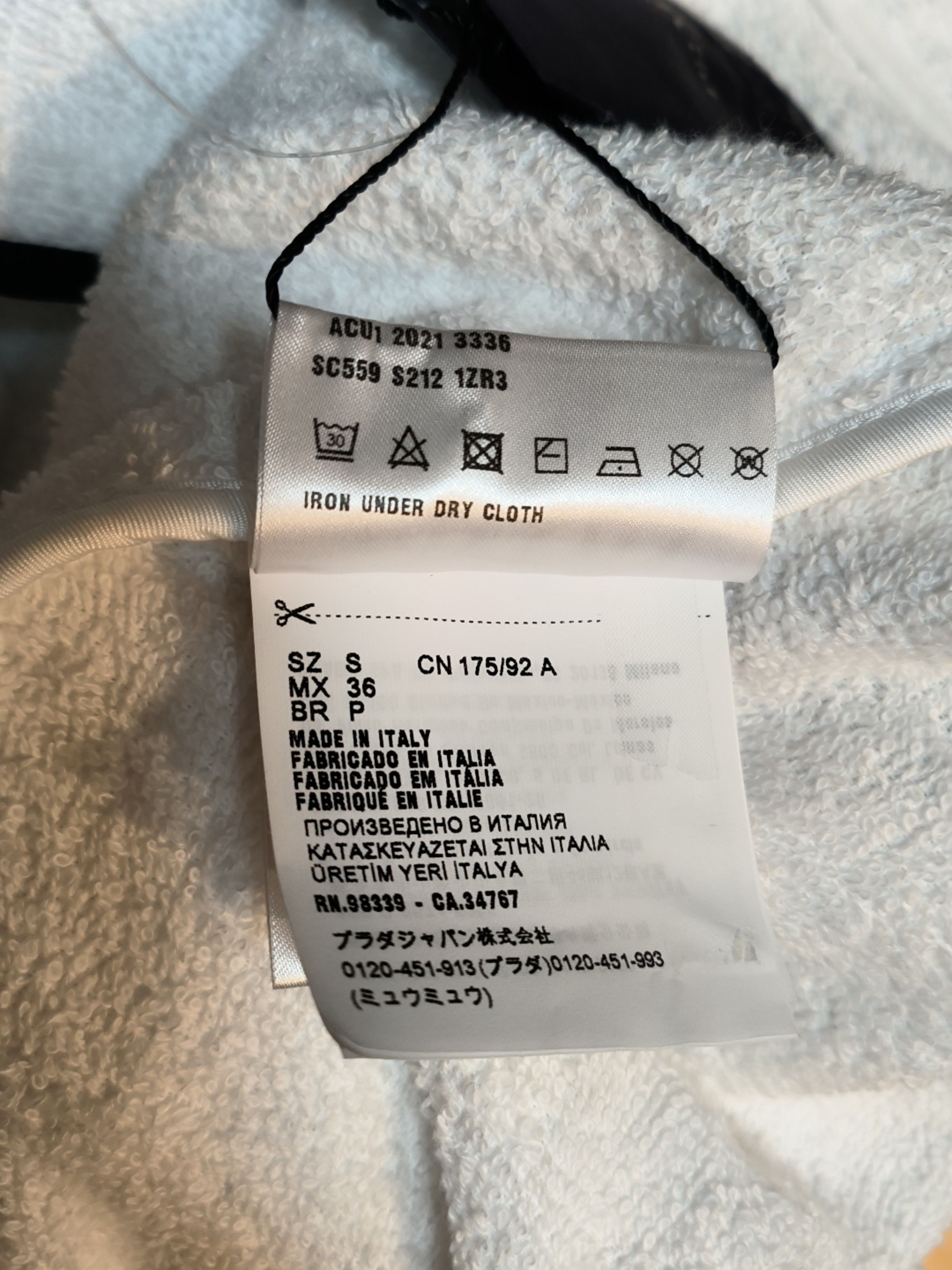 Prada Prada Towel Fabric Logo Button Up Shirt Size S Size US S / EU 44-46 / 1 - 4 Thumbnail