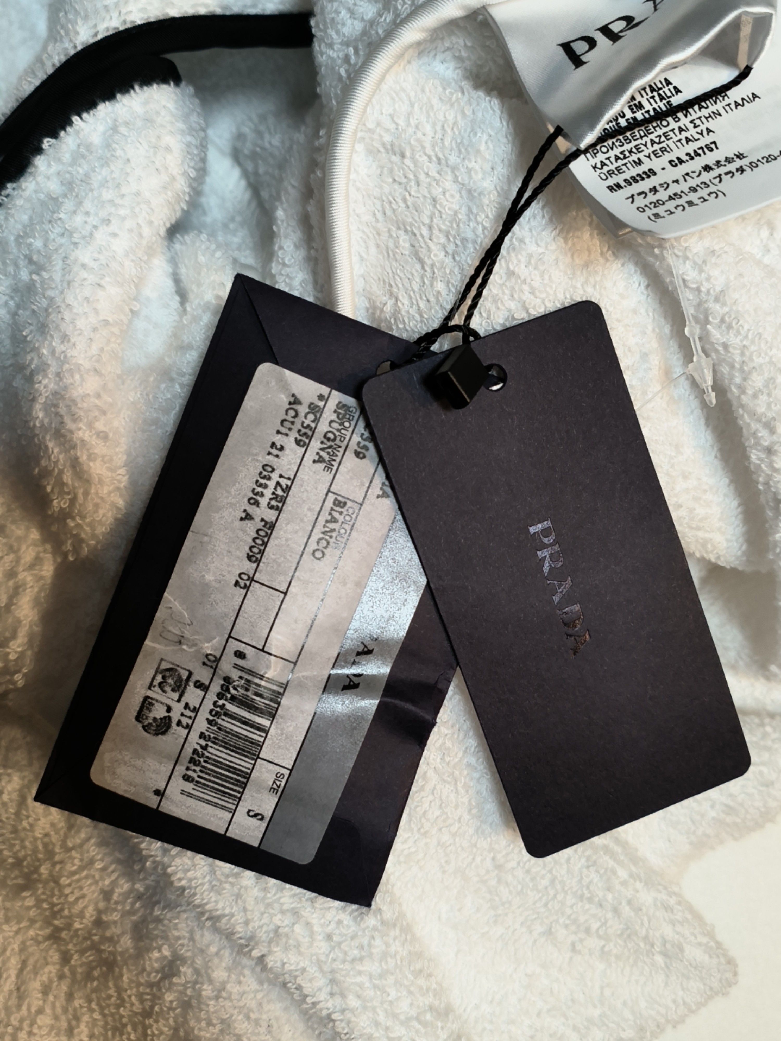 Prada Prada Towel Fabric Logo Button Up Shirt Size S Size US S / EU 44-46 / 1 - 5 Thumbnail