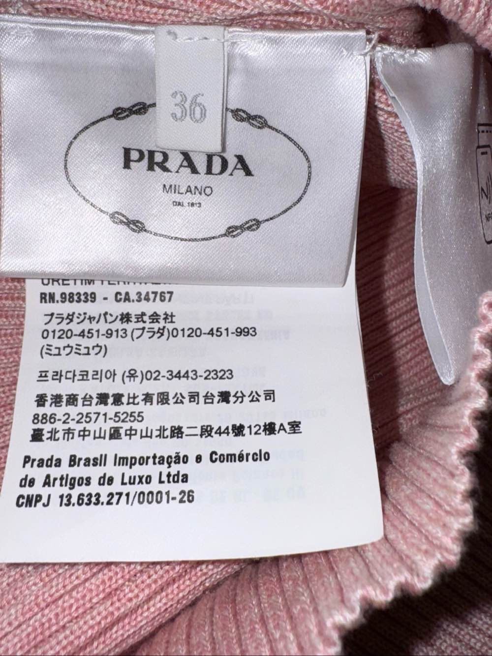 Prada Prada Pink Ribbed Zip Sweater Size 36 Size XS / US 0-2 / IT 36-38 - 4 Thumbnail