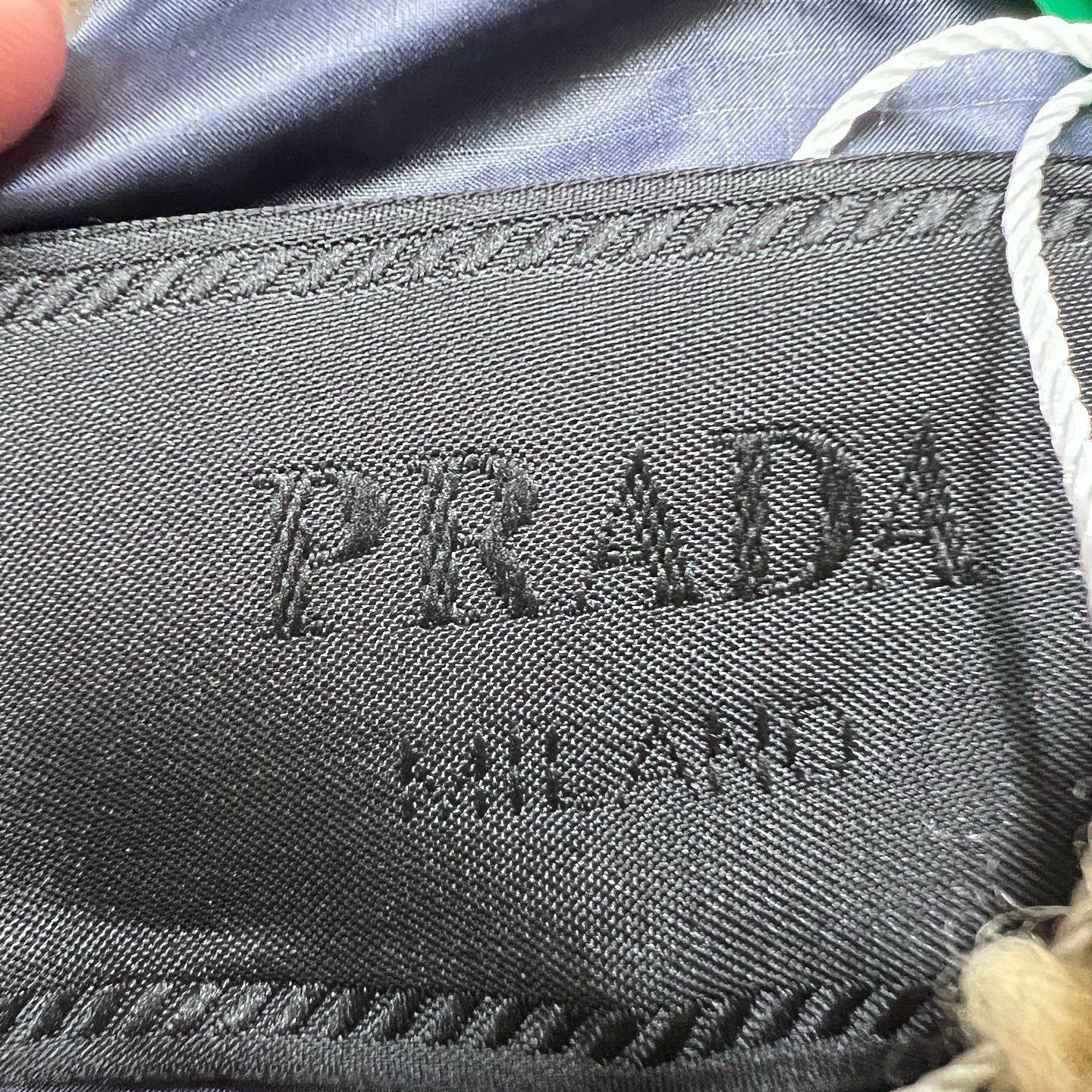 Prada Prada Shearling Collar Down Jacket Size L Size US L / EU 52-54 / 3 - 3 Thumbnail