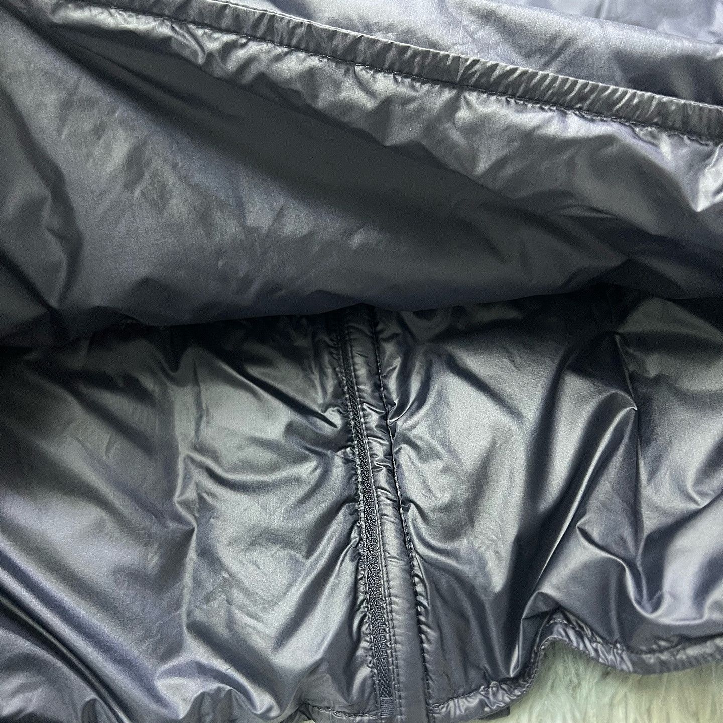 Prada Prada Shearling Collar Down Jacket Size L Size US L / EU 52-54 / 3 - 5 Thumbnail