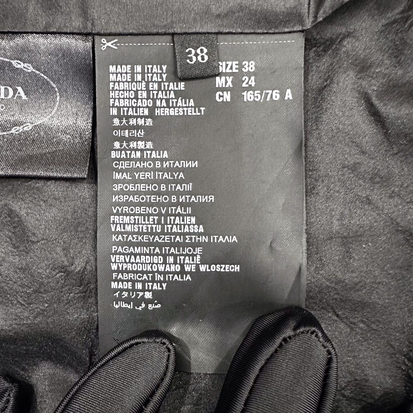 Prada Prada Silk Jacket Size 38 Size XS / US 0-2 / IT 36-38 - 4 Thumbnail