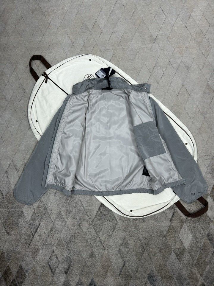 Prada Prada Re-Nylon Graphic Bomber Jacket Size L Size US L / EU 52-54 / 3 - 8 Thumbnail