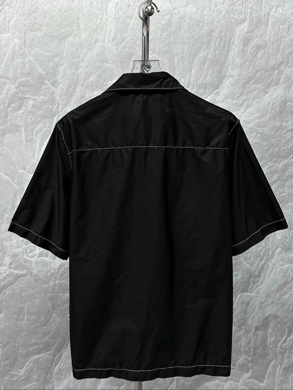 Prada Prada Re-Nylon Contrast Stitch Short Sleeve Shirt XL Size US XL / EU 56 / 4 - 2 Thumbnail
