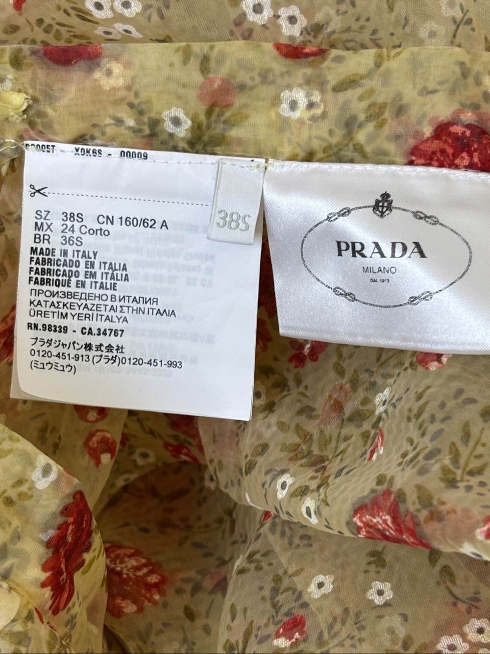 Prada Prada Floral Midi Skirt Size 38S Size 26" / US 2 / IT 38 - 4 Thumbnail
