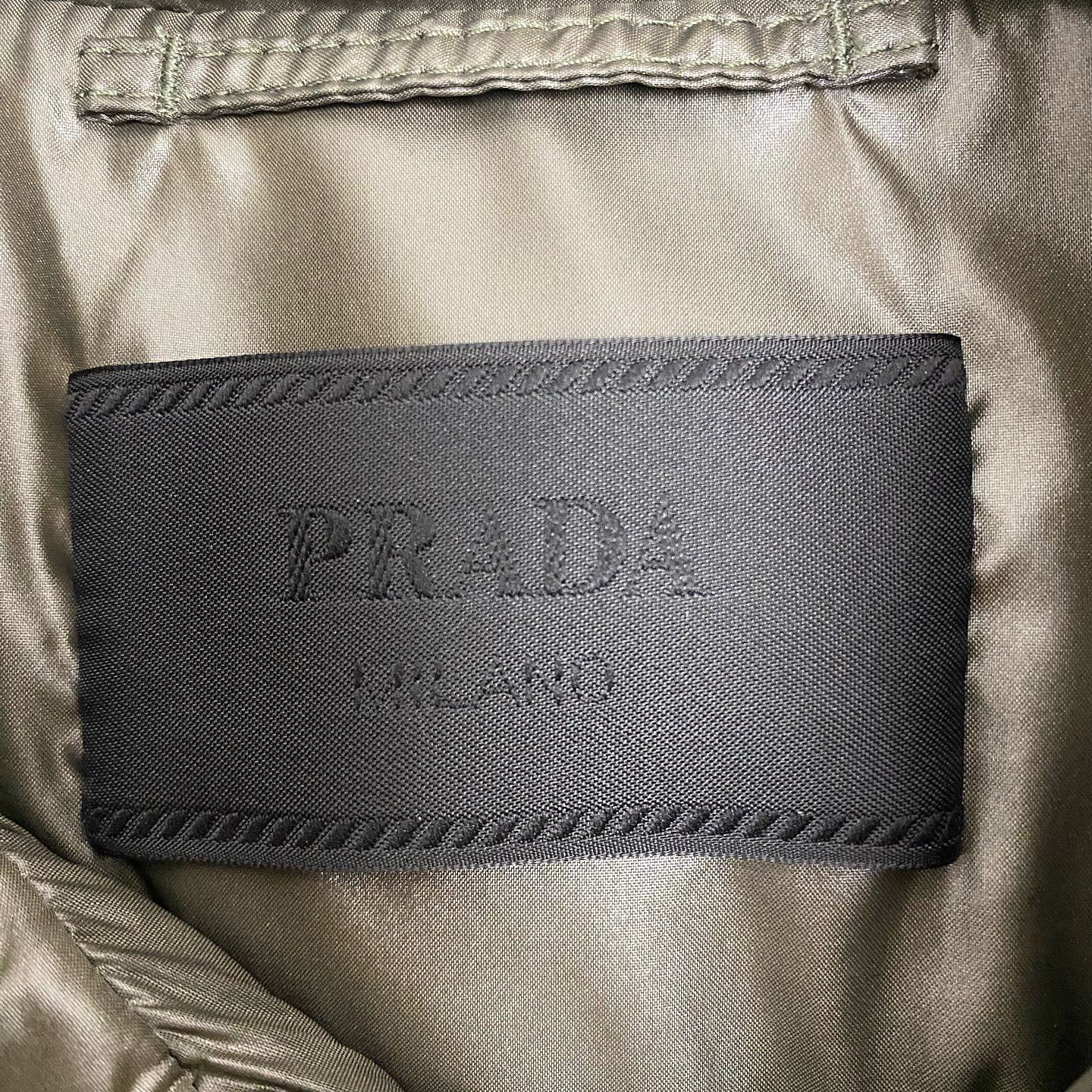 Prada Prada Logo Plaque Puffer Jacket Size M Size US M / EU 48-50 / 2 - 3 Thumbnail
