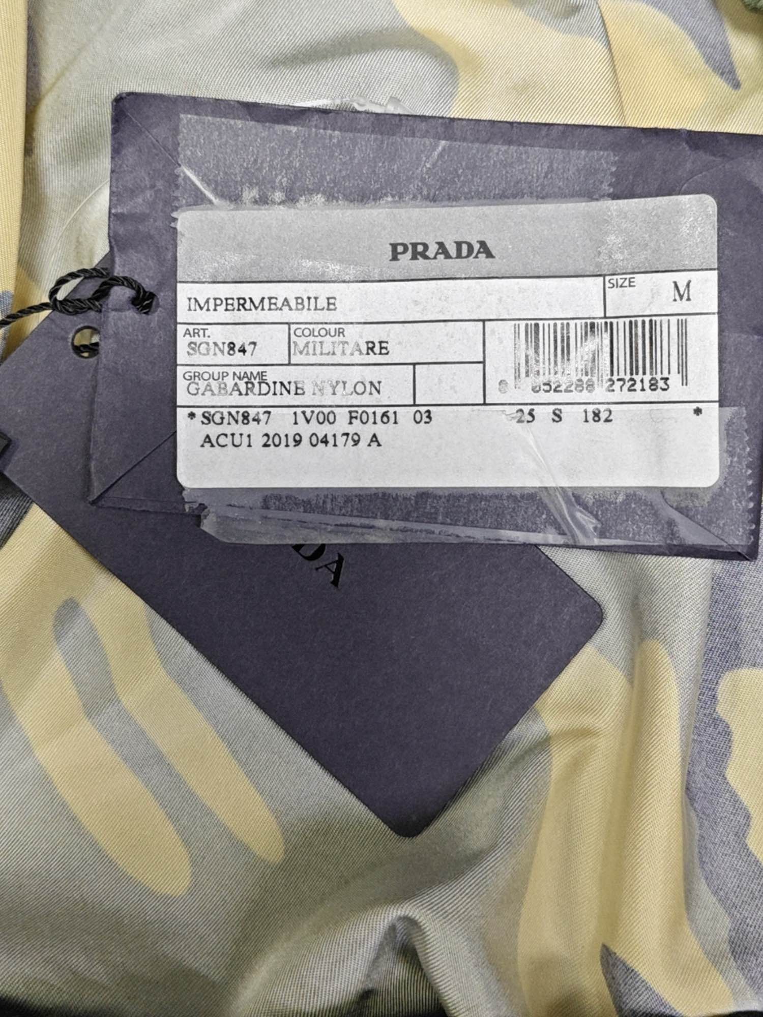 Prada Prada Camouflage Gabardine Nylon Jacket Size M Size US M / EU 48-50 / 2 - 5 Thumbnail