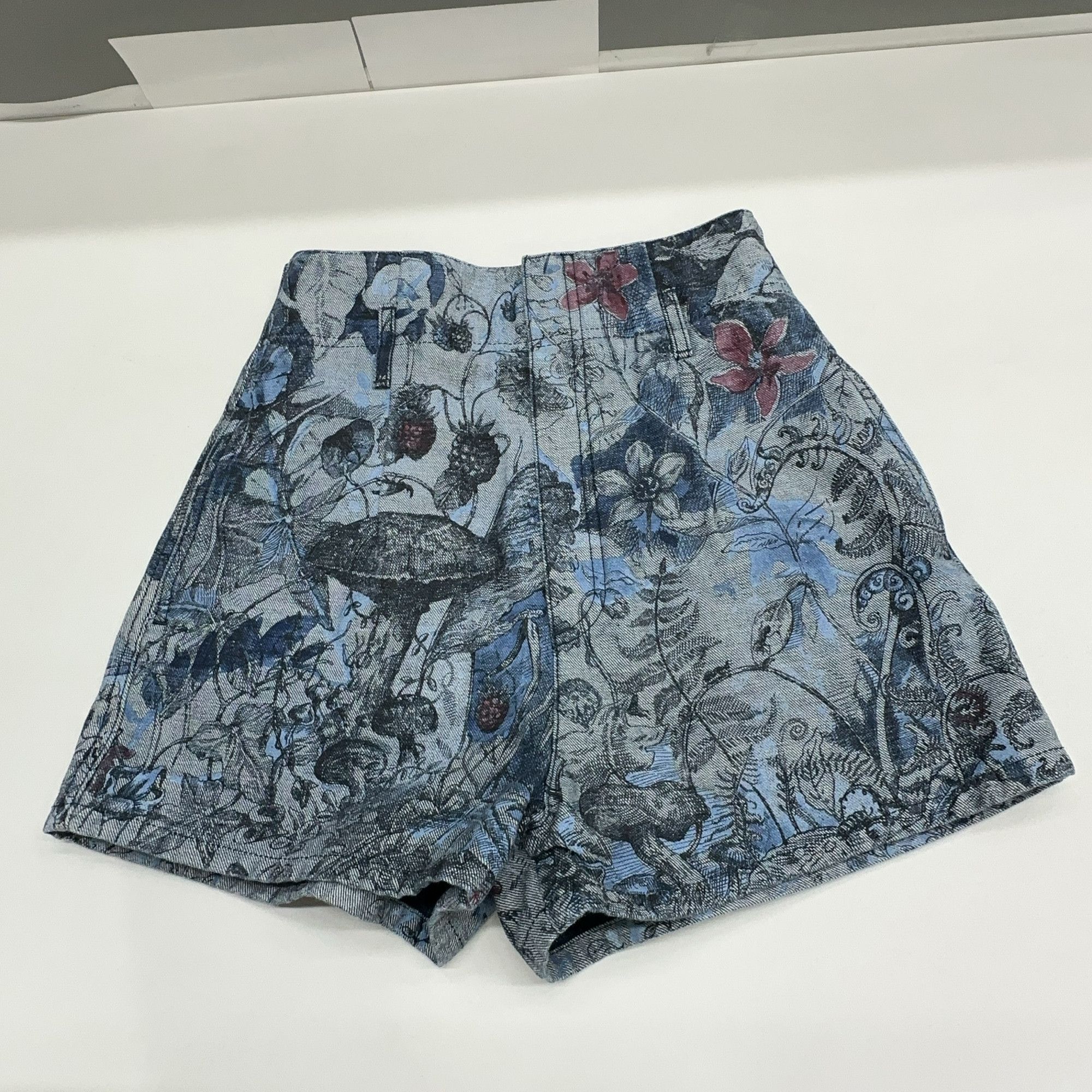 Dior Dior Floral Denim Shorts Size 38 Size 27" / US 4 / IT 40 - 7 Thumbnail