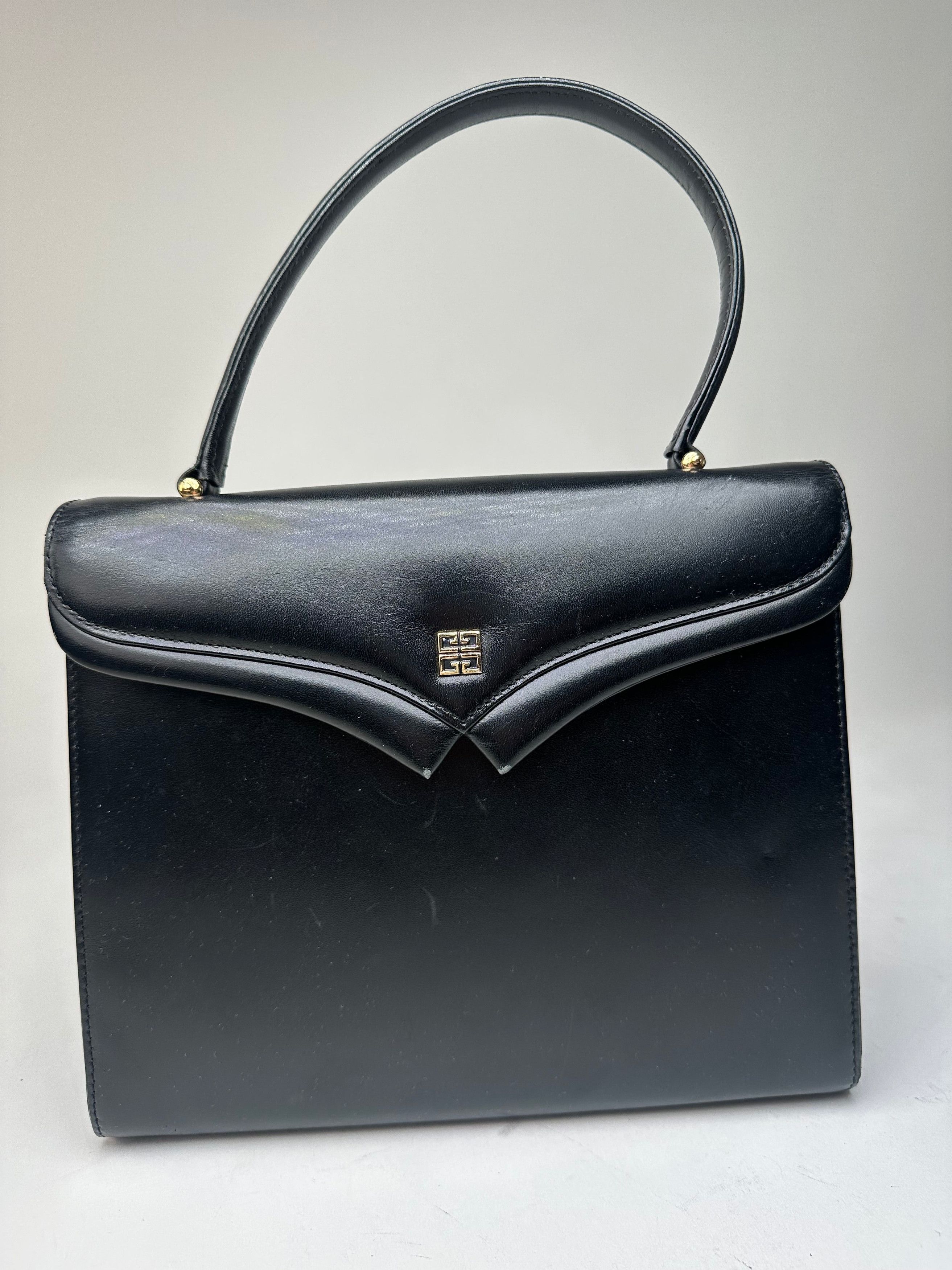 Givenchy Vintage Smooth Handbag Black Flap Size ONE SIZE - 6 Thumbnail