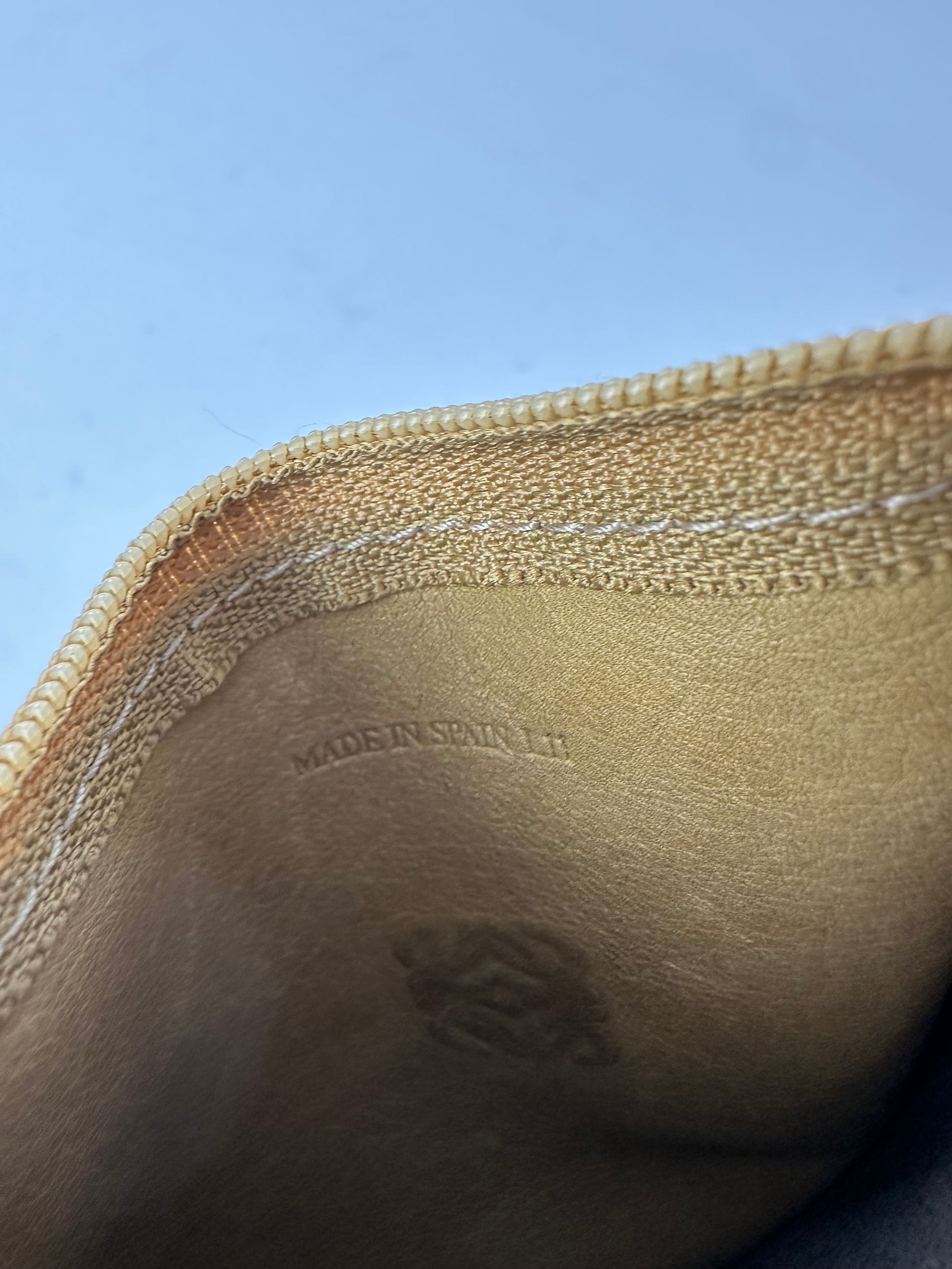 Loewe Vintage Suede Purse Beige Size ONE SIZE - 3 Thumbnail