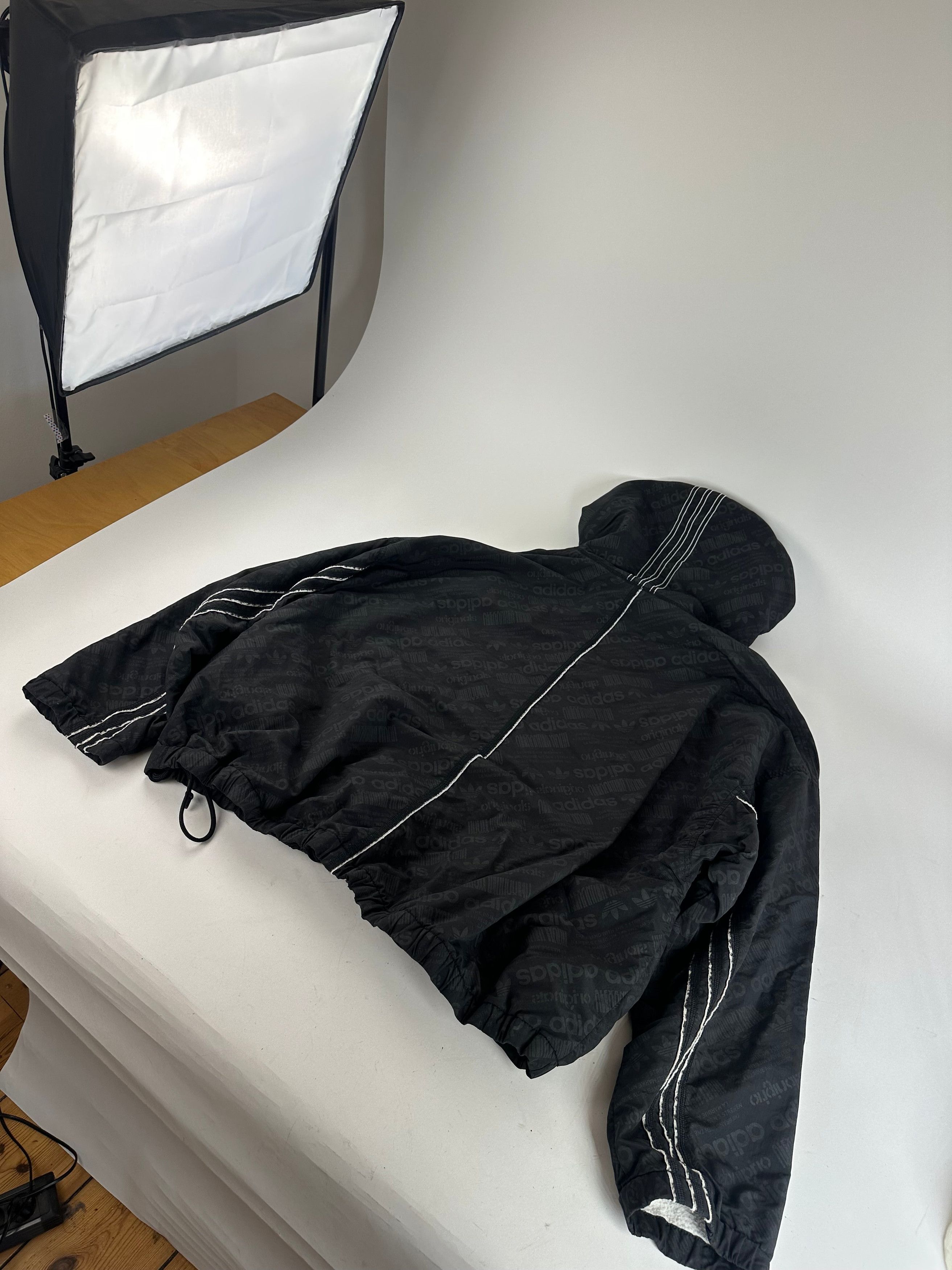 Alexander Wang Windbreaker Black Reflective Logo Pattern Size US XL / EU 56 / 4 - 8 Thumbnail