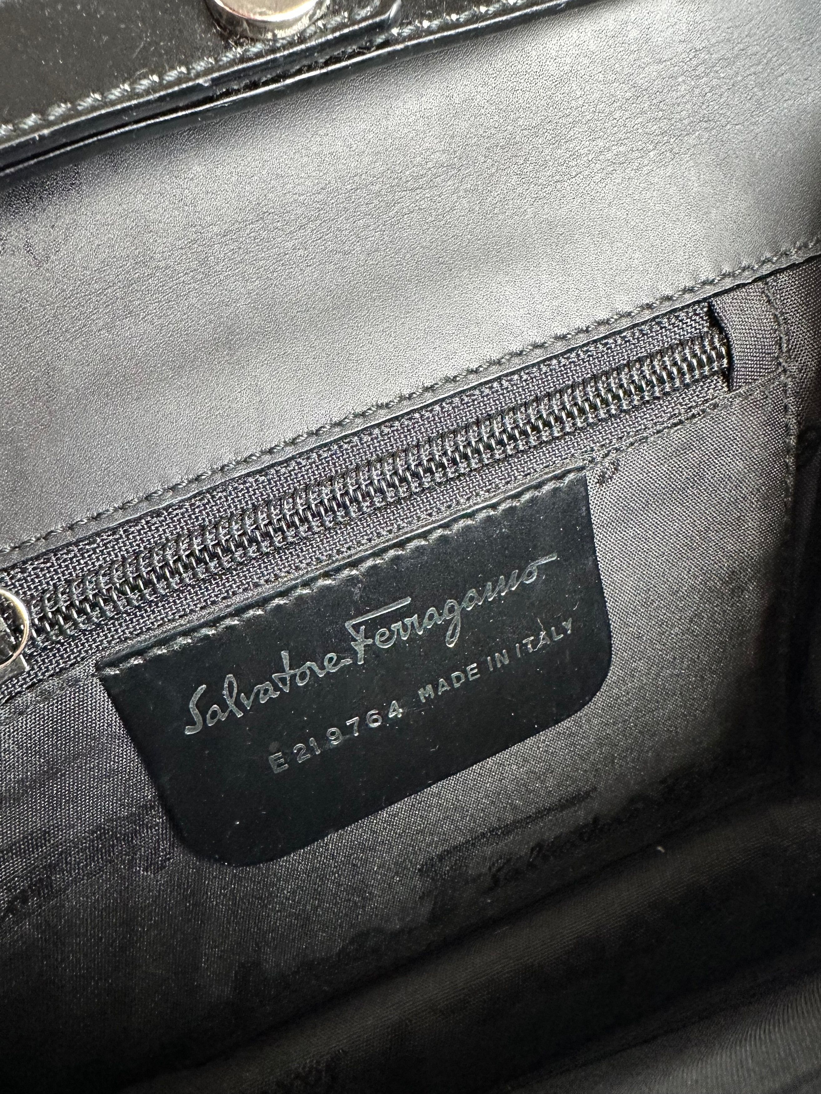 Salvatore Ferragamo Vintage Patent Crossbody Bag Black Size ONE SIZE - 4 Thumbnail