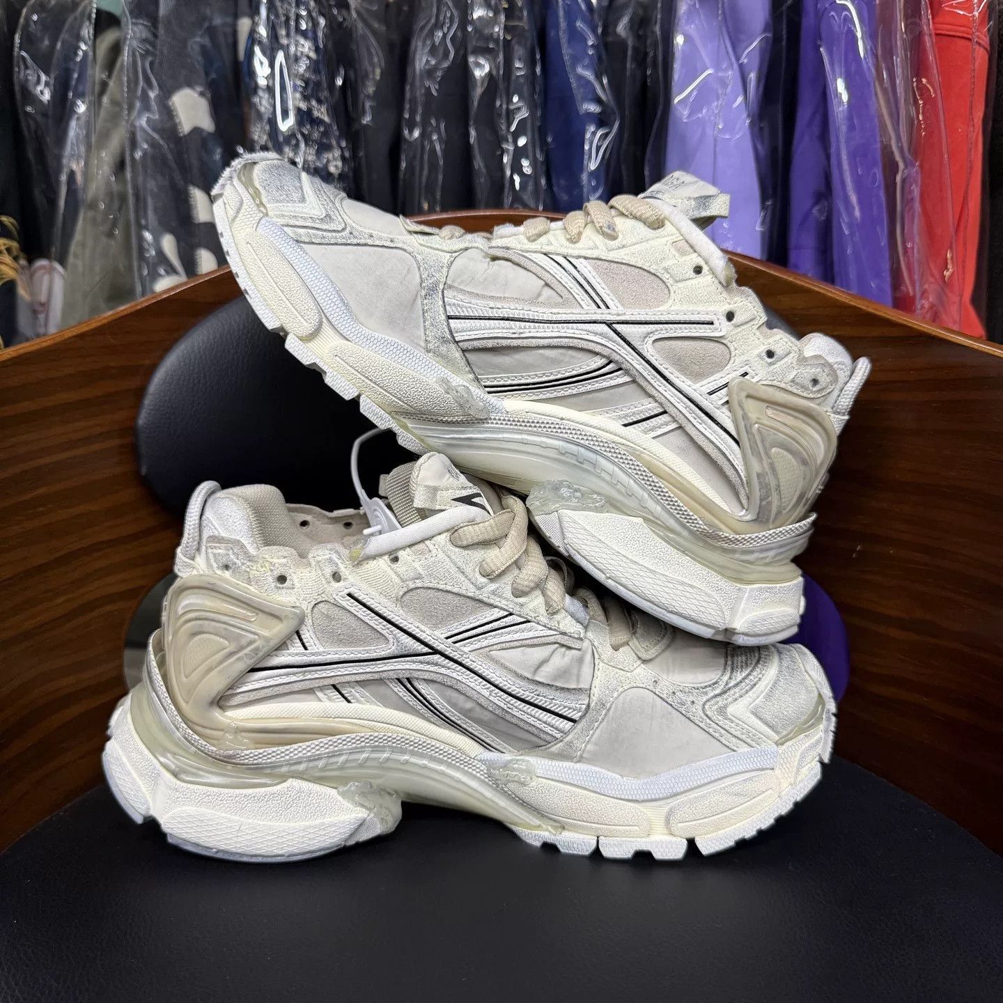 Balenciaga Balenciaga Runner Beige Distressed Sneakers Size US 6 / IT 36 - 5 Thumbnail