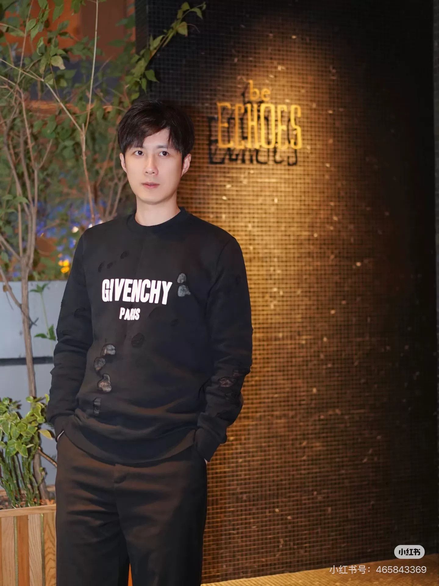 Givenchy Givenchy Black Distressed Crewneck Sweatshirt Size US L / EU 52-54 / 3 - 5 Thumbnail