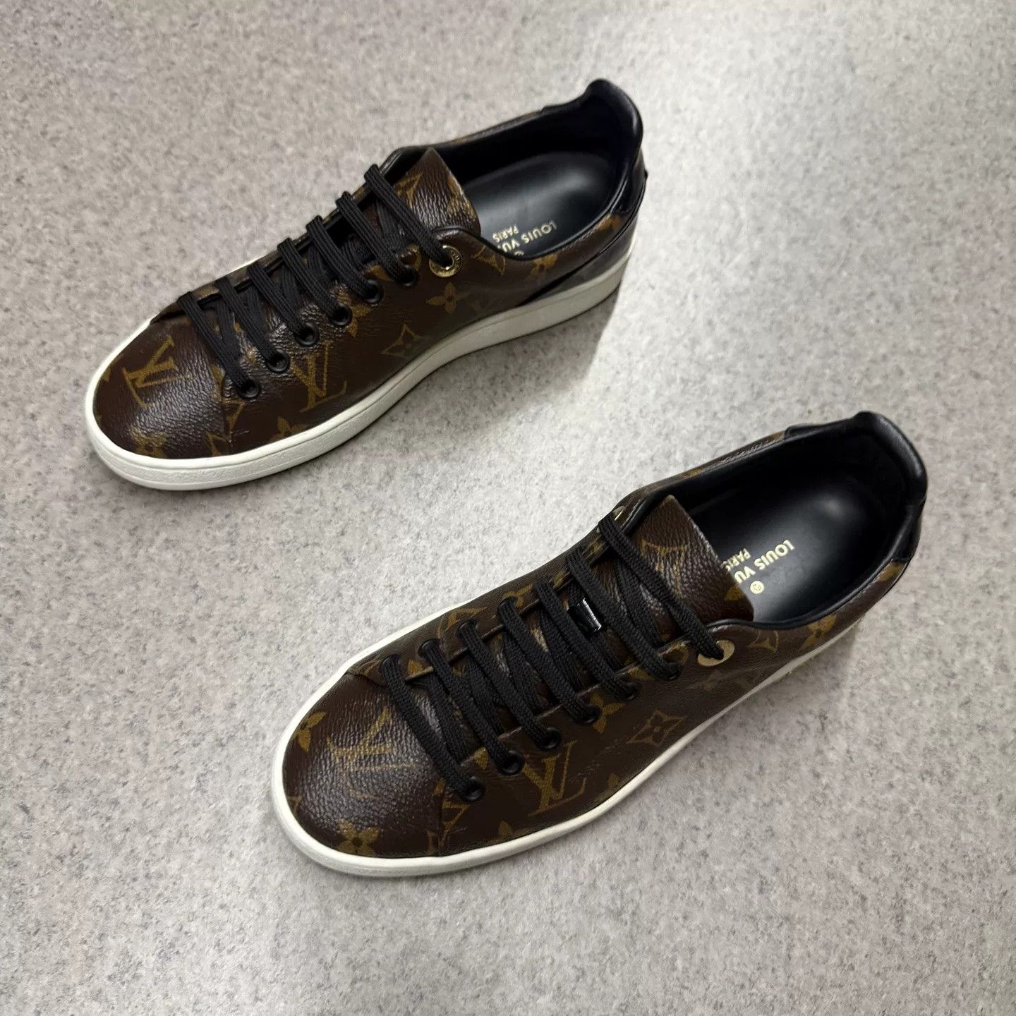 Louis Vuitton LV Frontrow Monogram Leather Sneakers Size US 5.5 / IT 35.5 - 5 Thumbnail