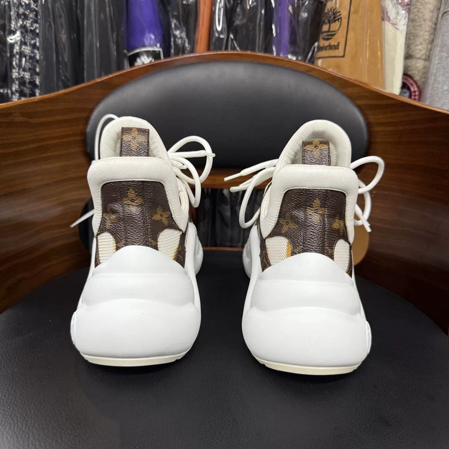 Louis Vuitton Louis Vuitton Archlight Monogram White Brown Size US 6 / IT 36 - 3 Thumbnail