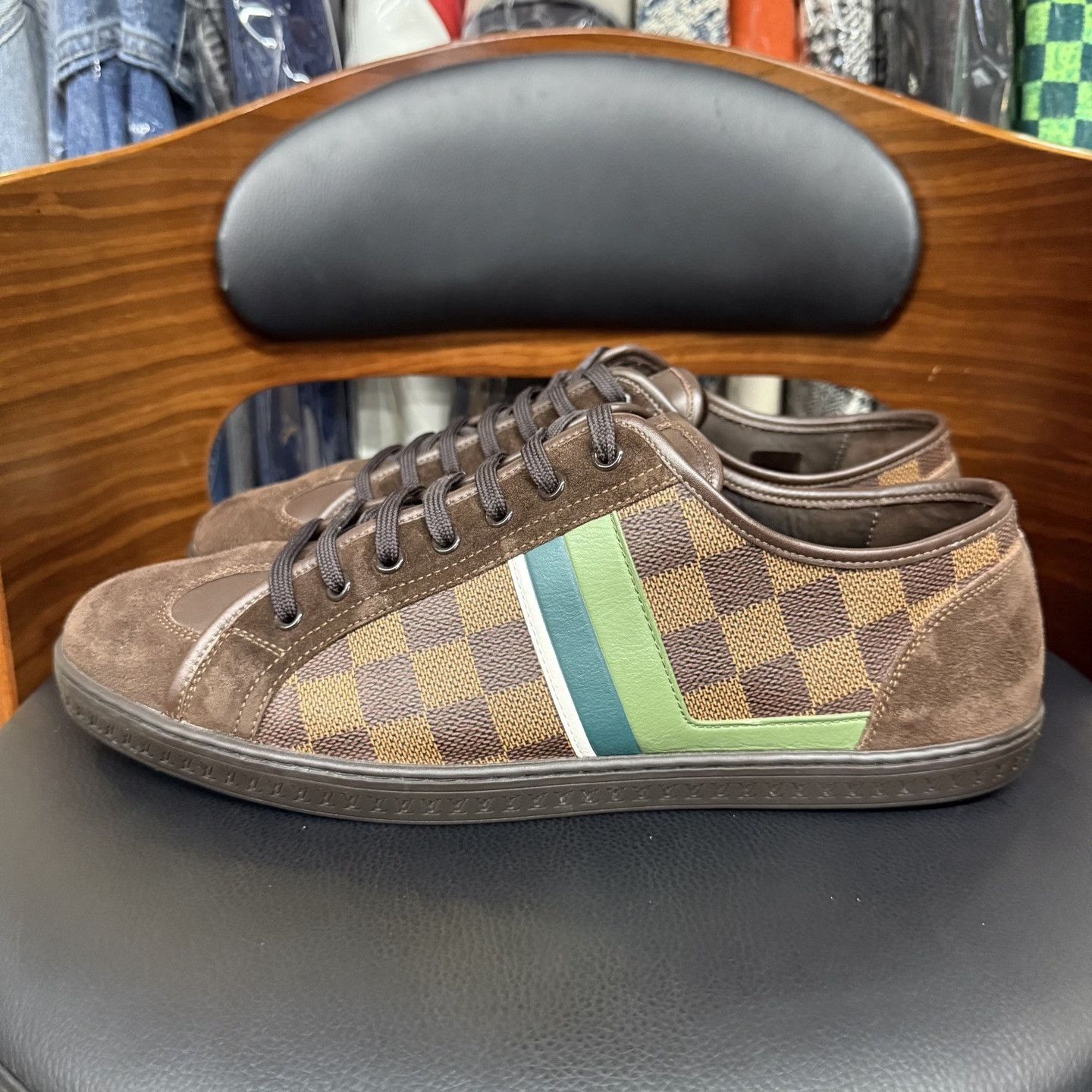 Louis Vuitton LV Classic Checkered Print Sneakers Size US 8.5 / EU 41-42 - 6 Thumbnail