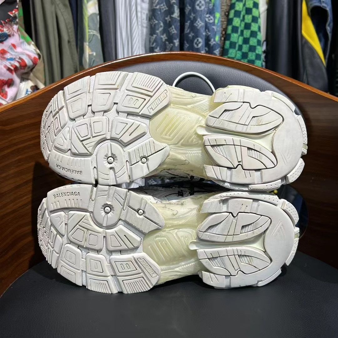 Balenciaga Balenciaga Runner Graffiti Distressed Size US 5 / IT 35 - 8 Thumbnail