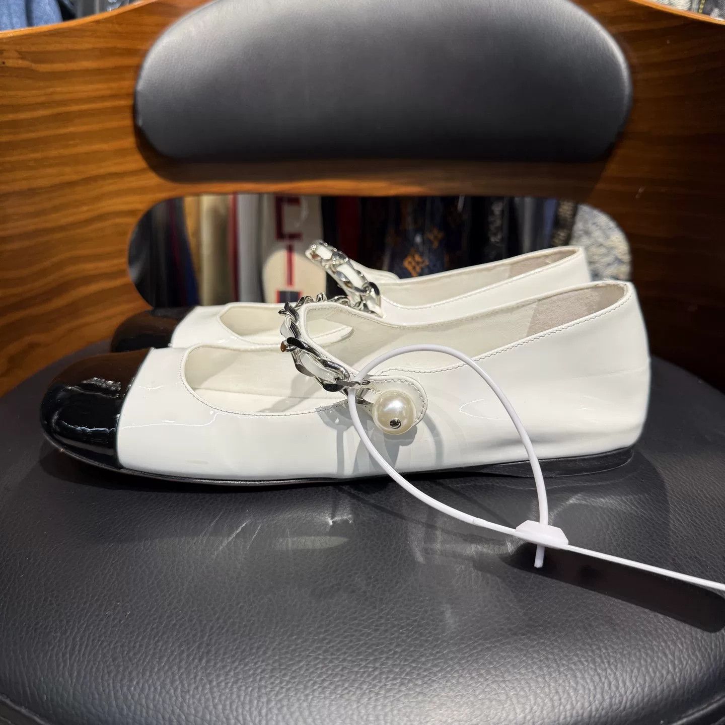 Miu Miu Miu Miu Mary Jane Flat Shoes Size US 6 / IT 36 - 6 Thumbnail