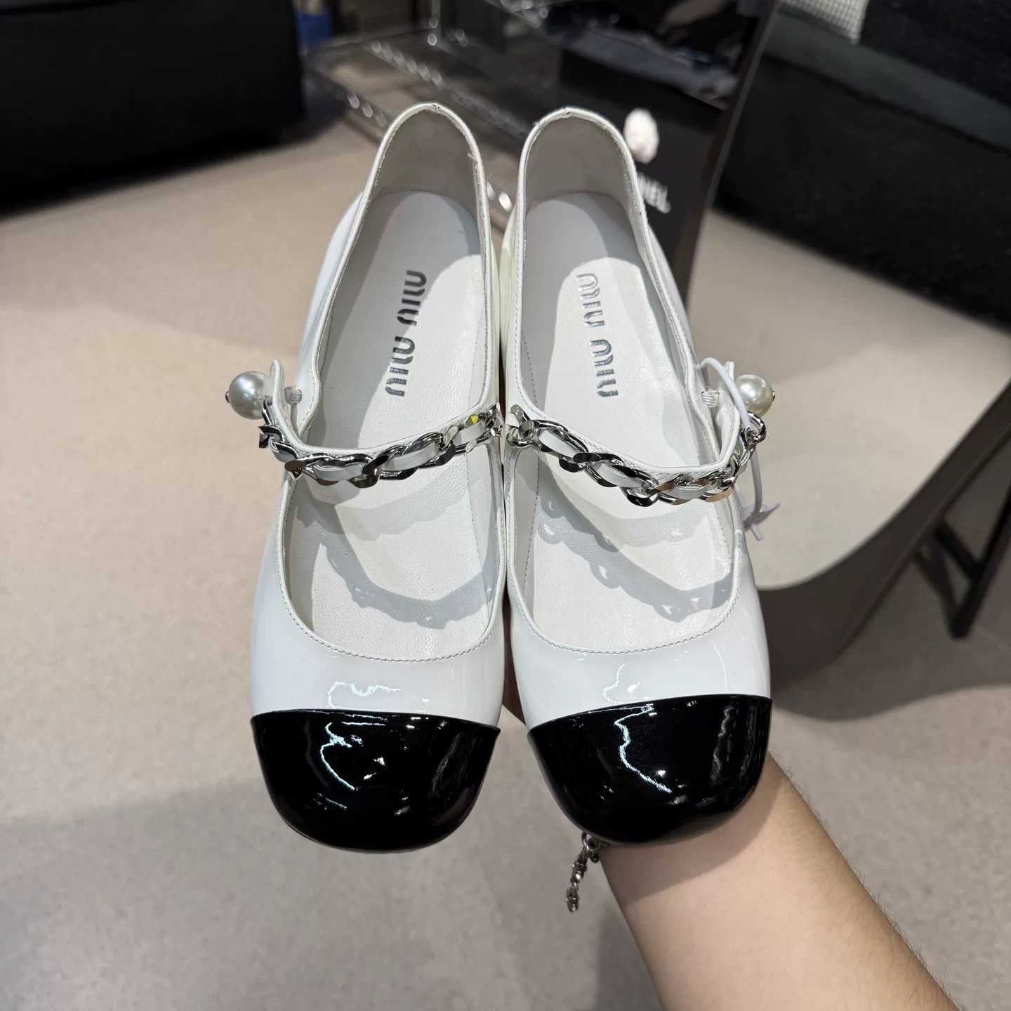 Miu Miu Miu Miu Mary Jane Flat Shoes Size US 6 / IT 36 - 8 Thumbnail