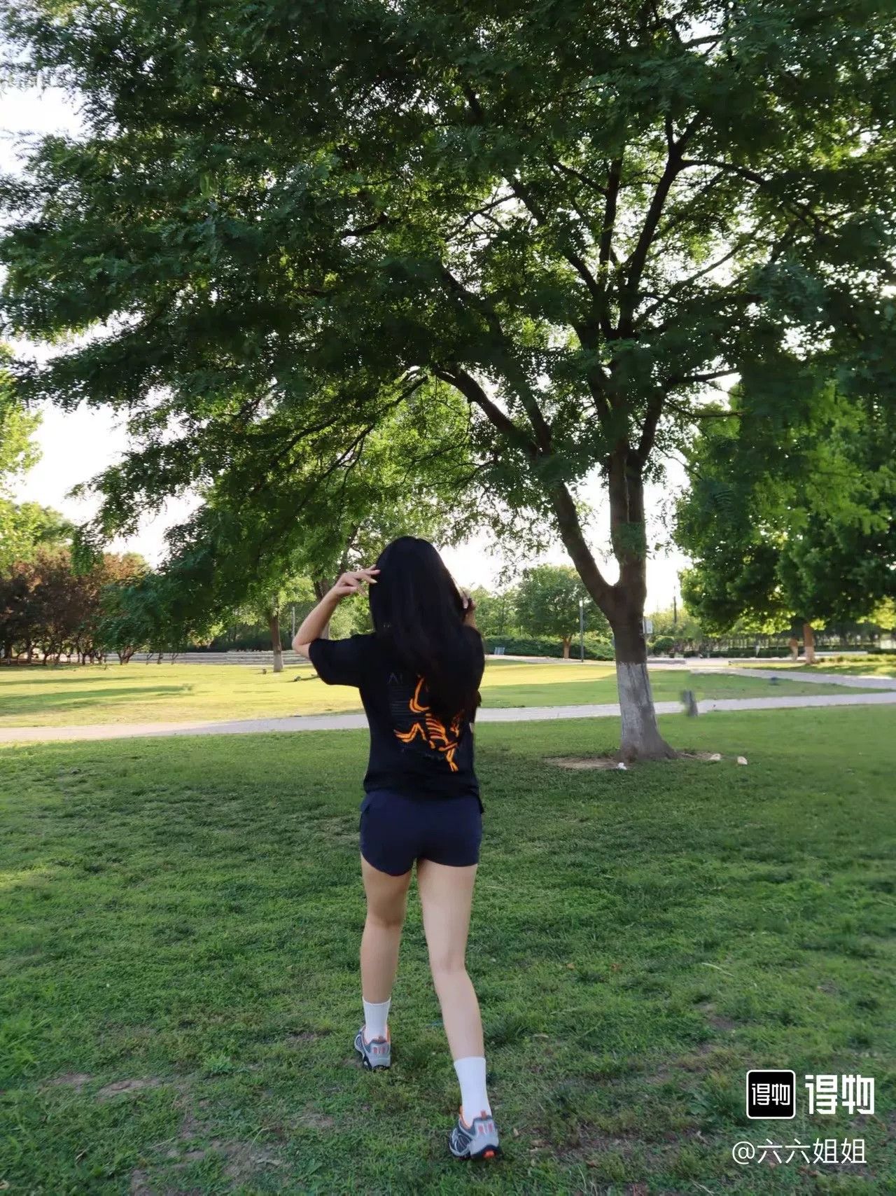 Arc'teryx Arcteryx Black Orange Logo Print Short-Sleeve Size US M / EU 48-50 / 2 - 8 Thumbnail