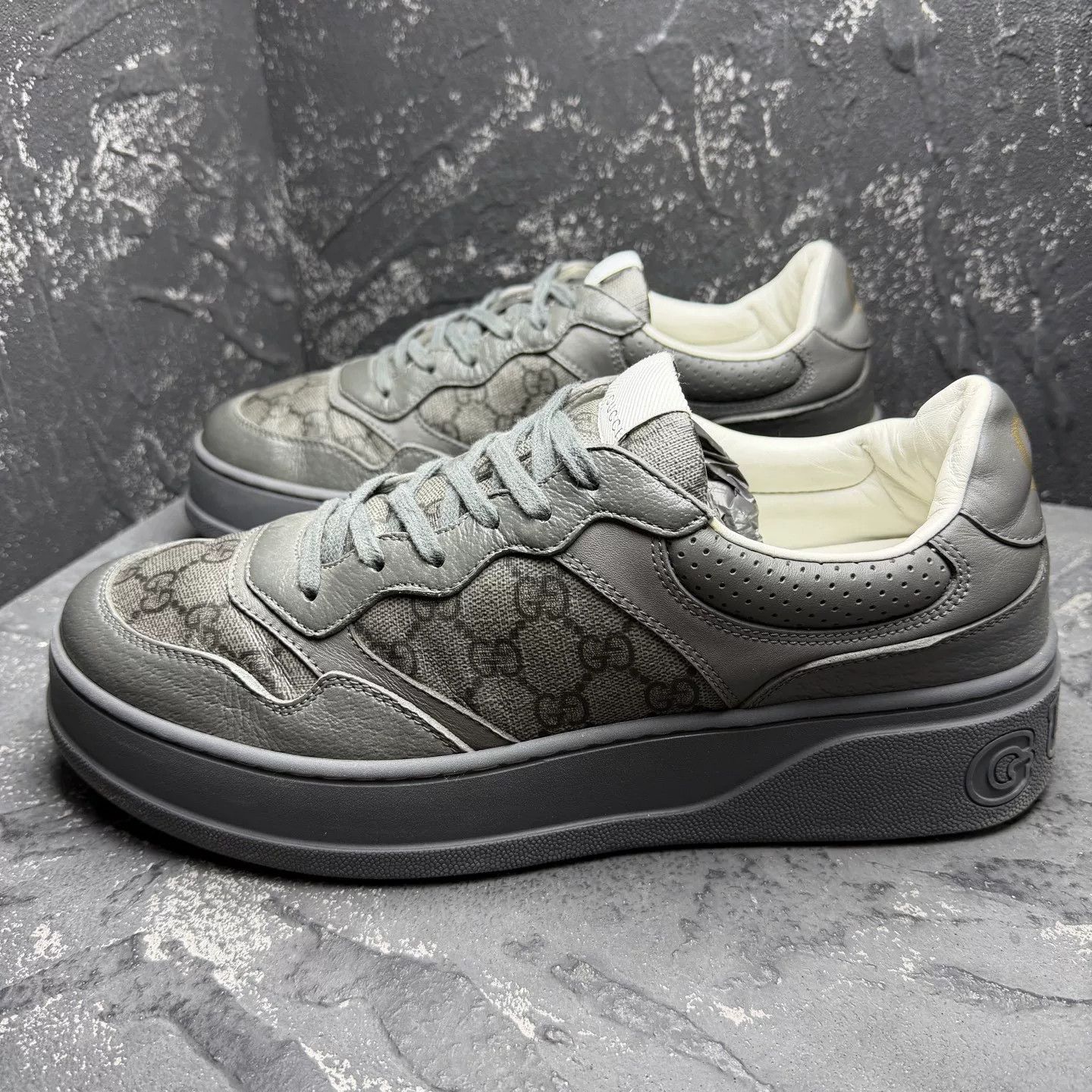 Gucci Gucci Gray Printed Sneakers Size US 11 / EU 44 - 2 Thumbnail