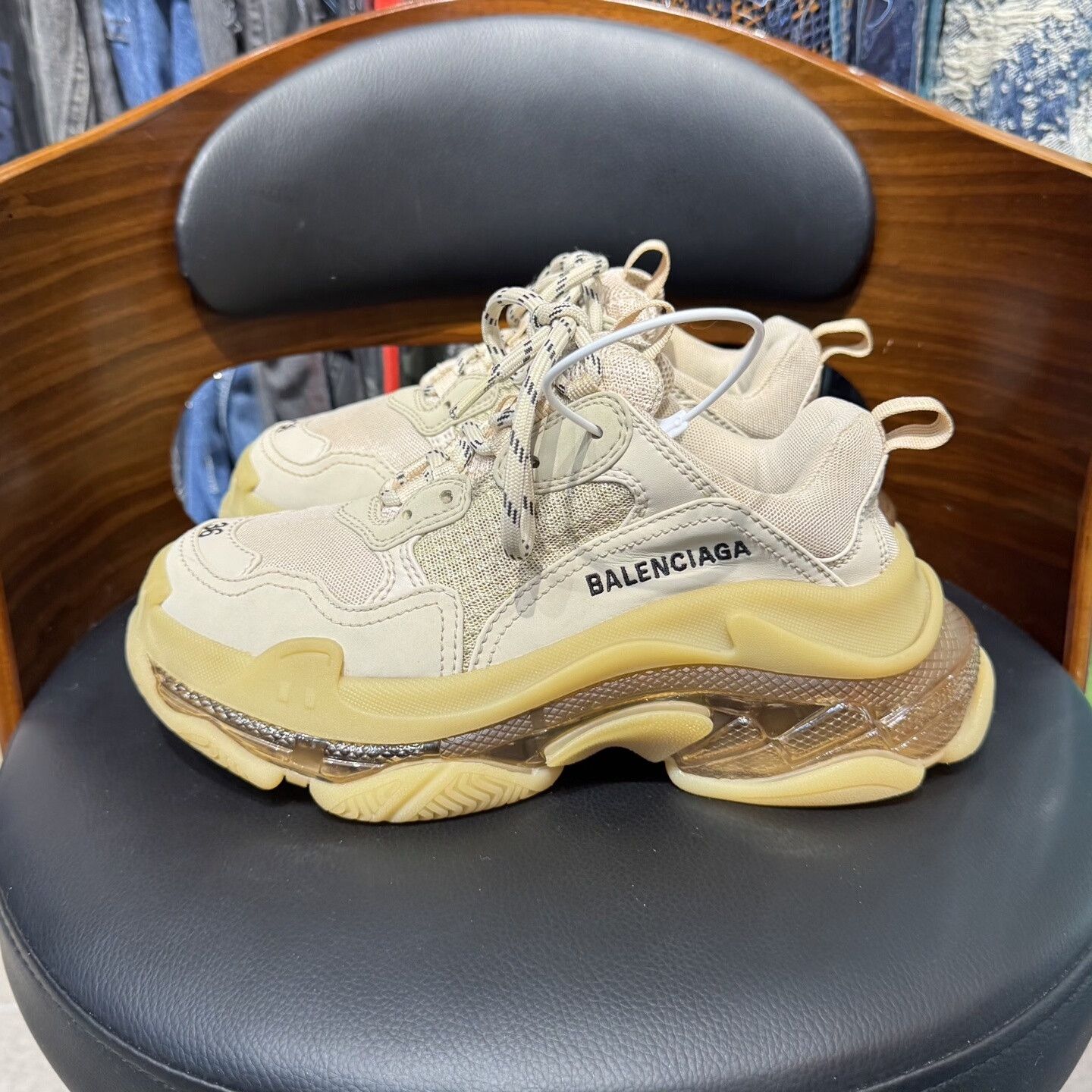 Balenciaga Balenciaga Triples Milk Tea Size US 5 / IT 35 - 6 Thumbnail