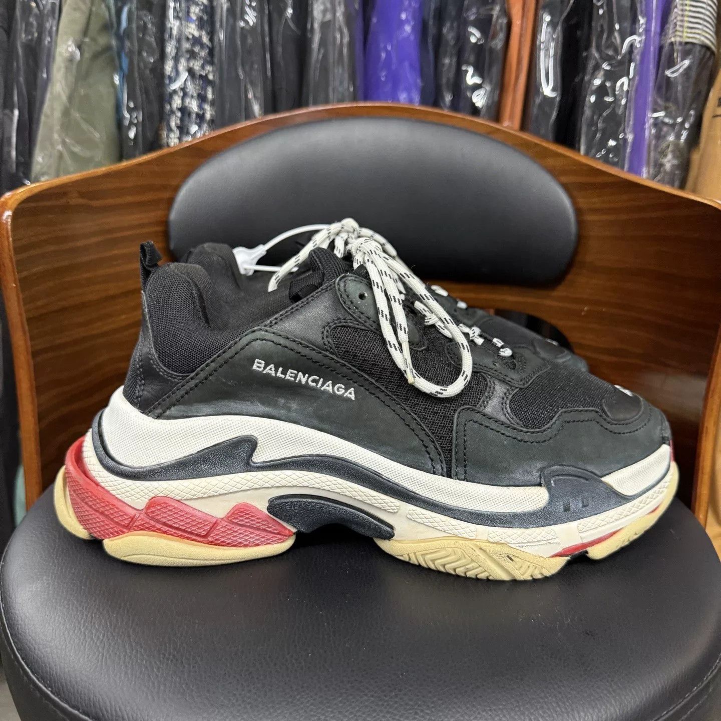 Balenciaga Balenciaga Triple S Black Red Distressed Size US 10 / EU 43 - 4 Thumbnail