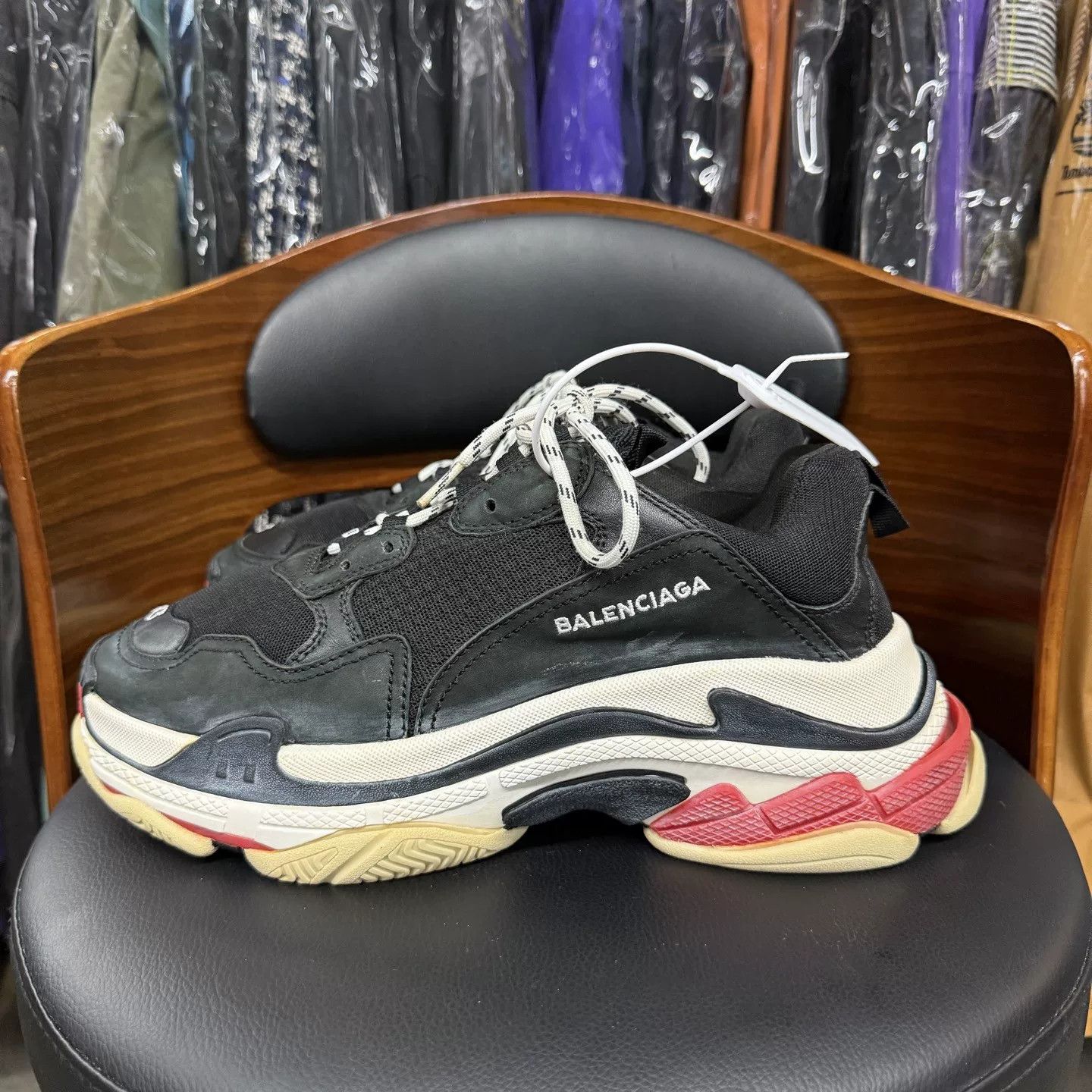 Balenciaga Balenciaga Triple S Black Red Distressed Size US 10 / EU 43 - 6 Thumbnail