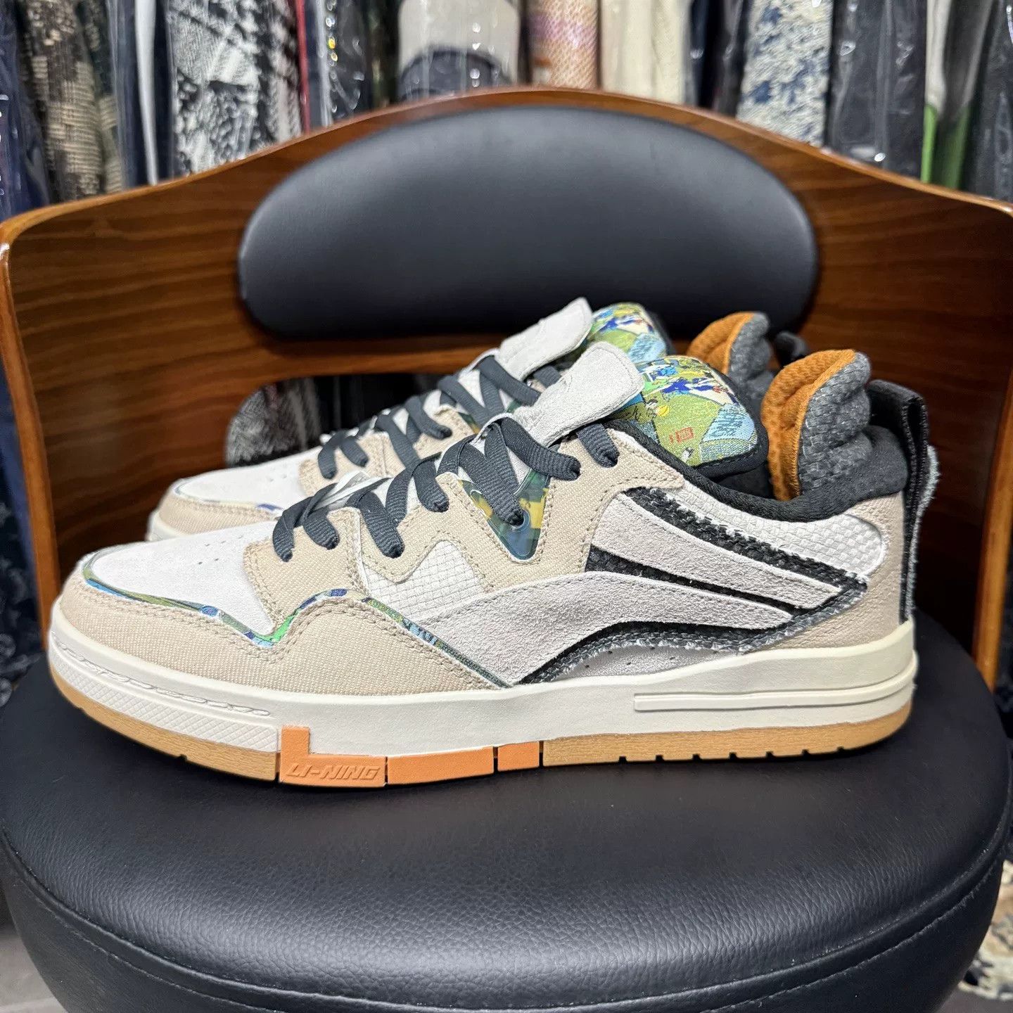 Li-Ning Li-Ning Weiyu Pro Xi'an Limited Size US 10 / EU 43 - 6 Thumbnail